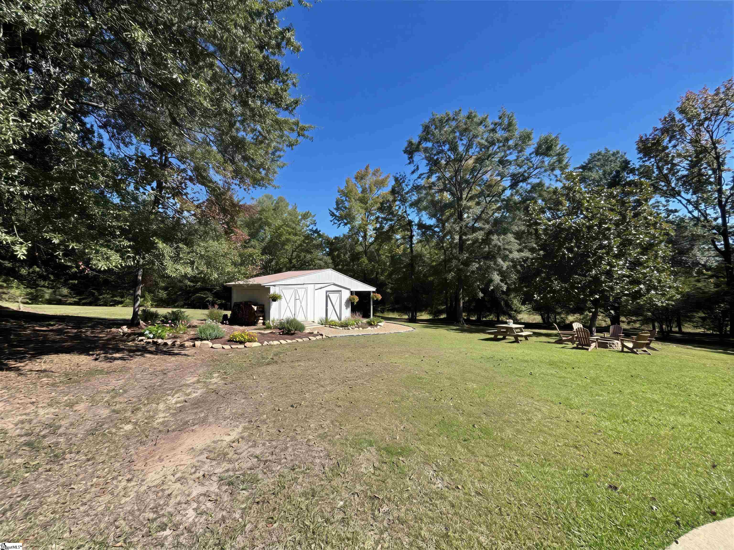 1605904 Property Photo 27