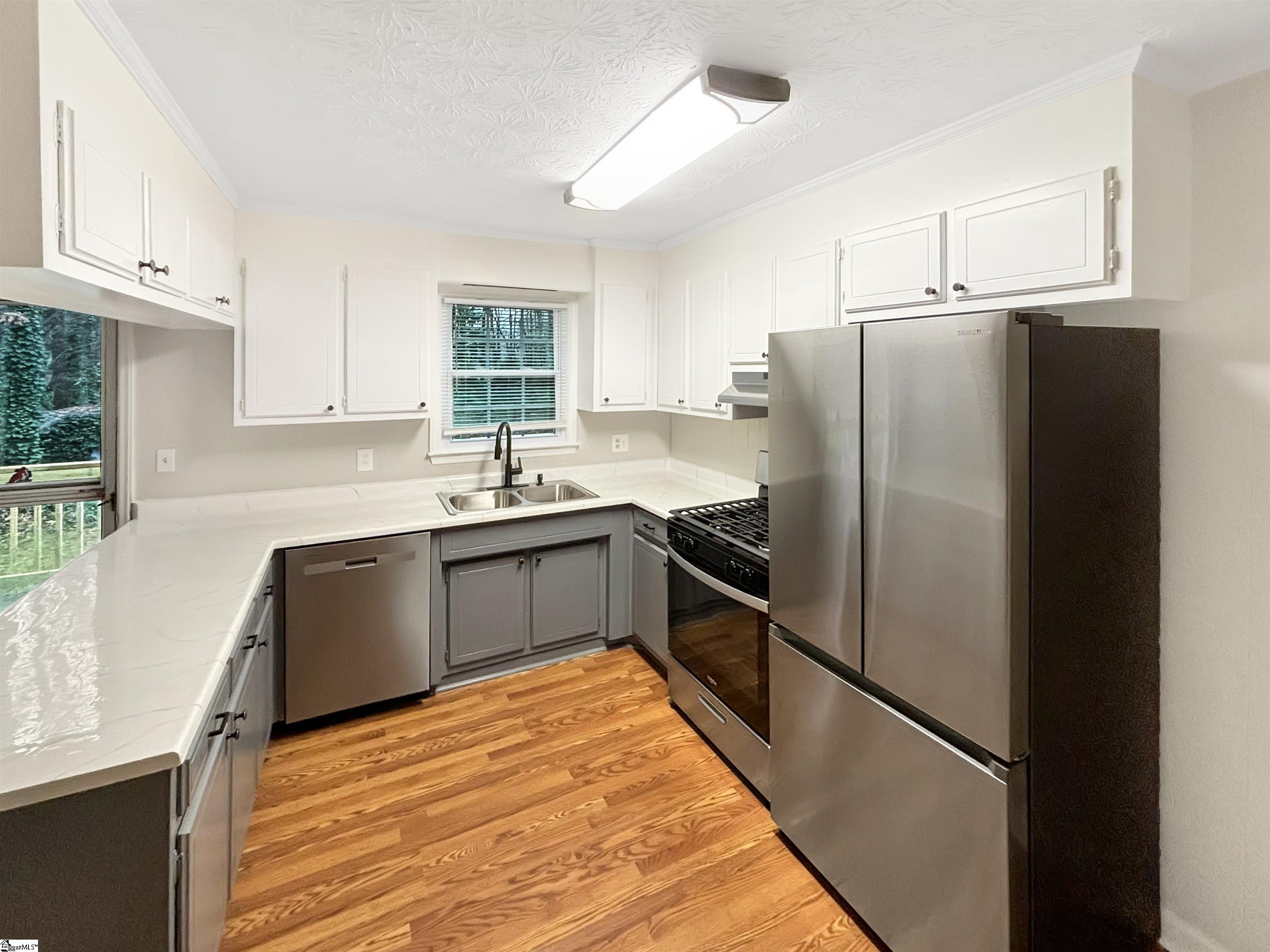 1605911 Property Photo 6