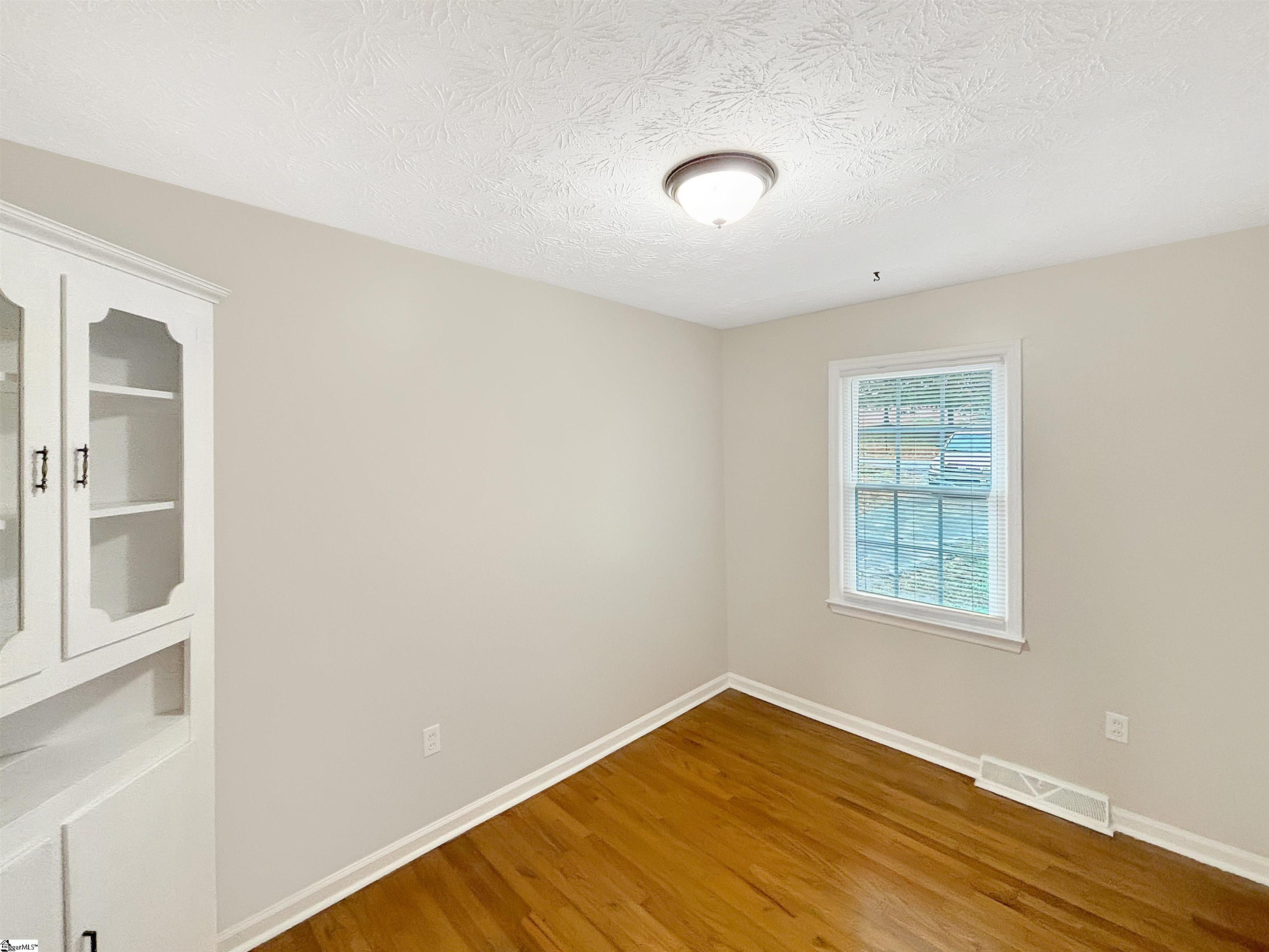 1605911 Property Photo 9