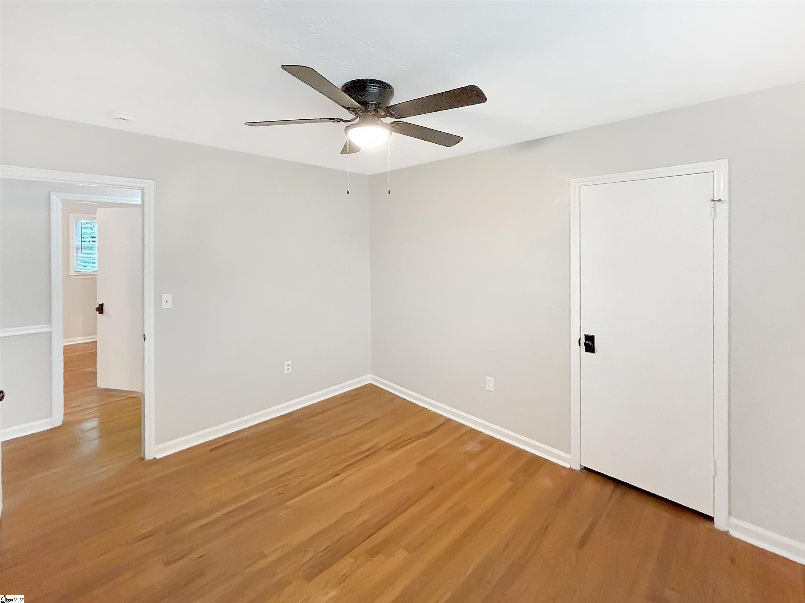 1605911 Property Photo 12