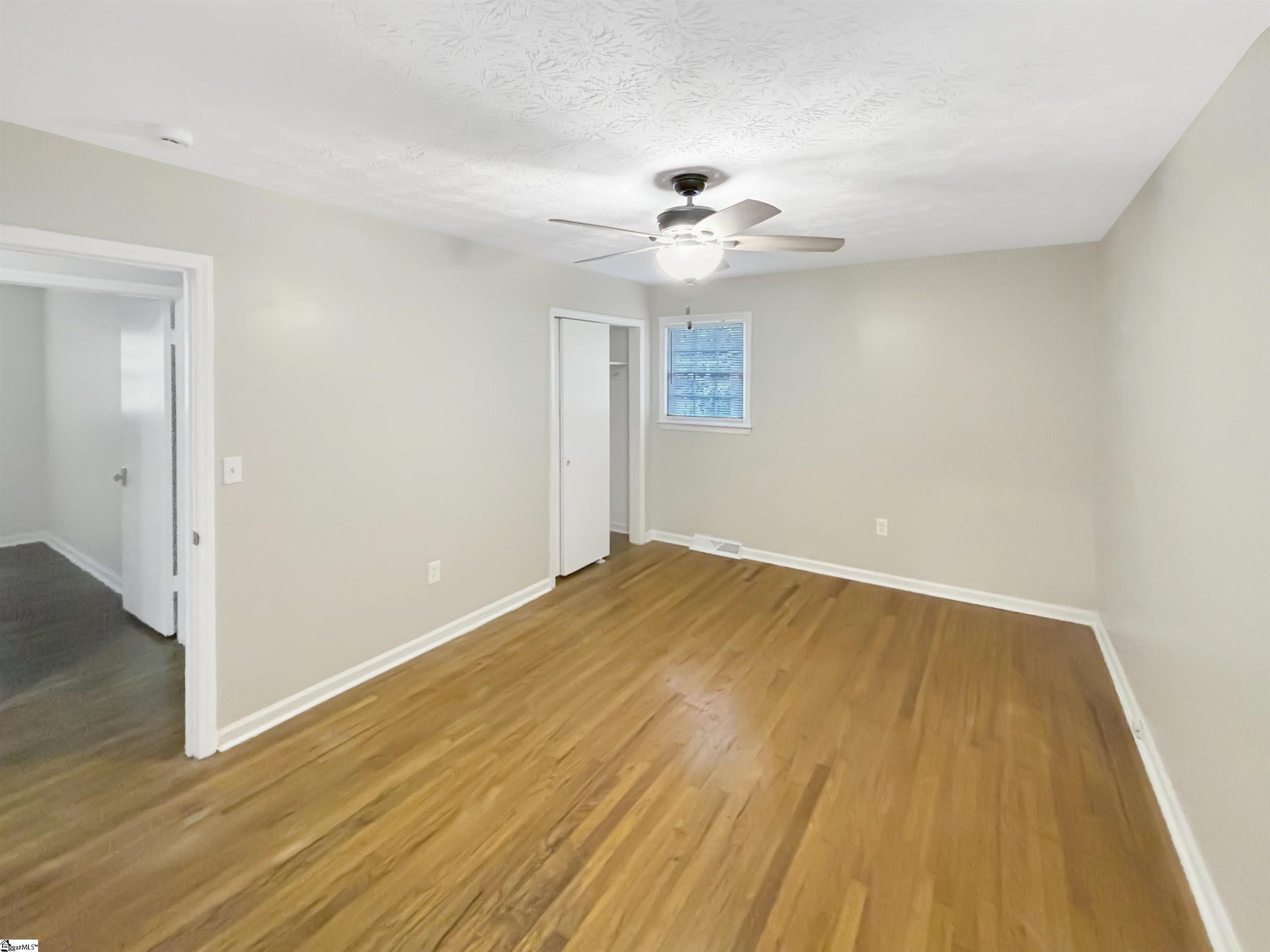 1605911 Property Photo 15