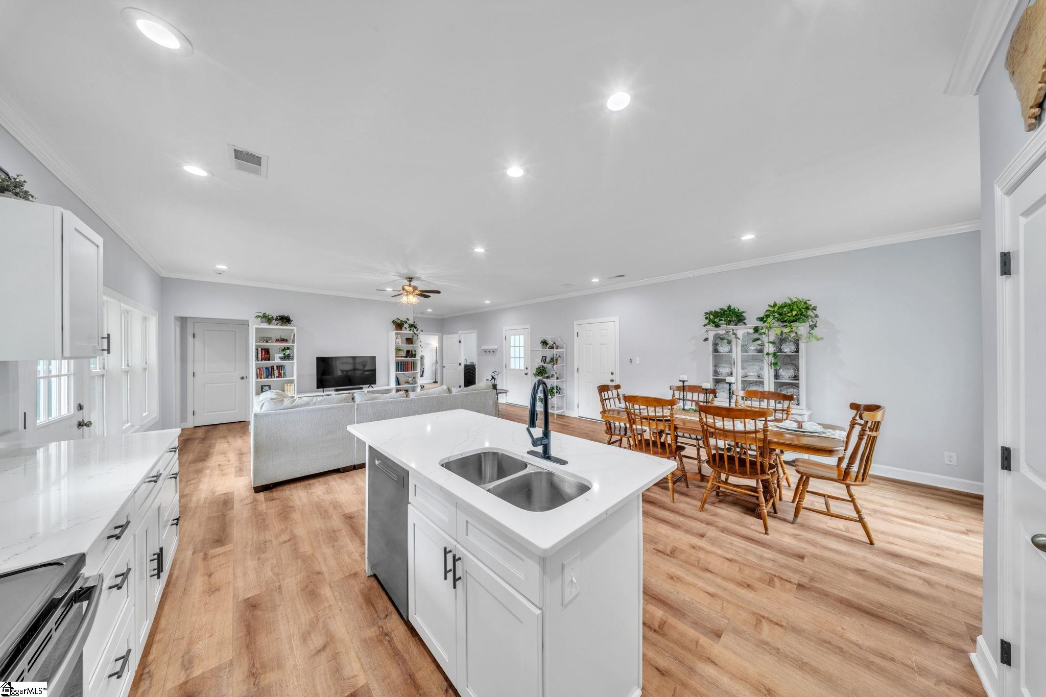 118 W Belvedere Road Property Photo 4