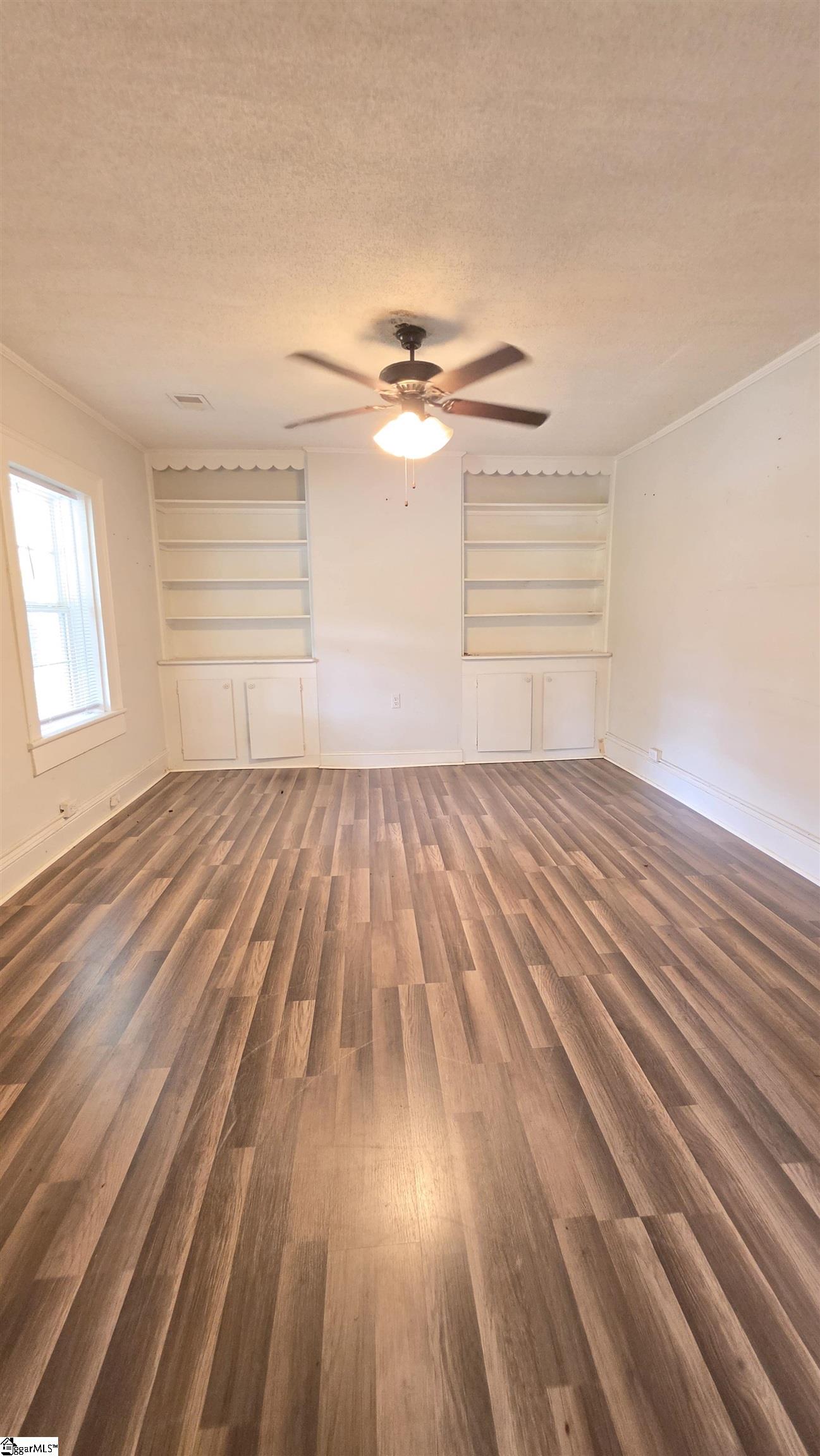 613 S Converse Street Property Photo 2