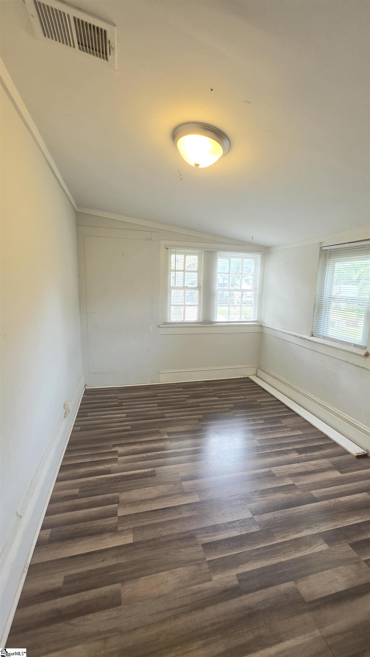 613 S Converse Street Property Photo 8