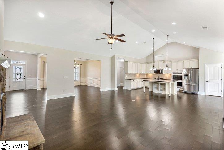 22 Vineyard Way Property Photo 9