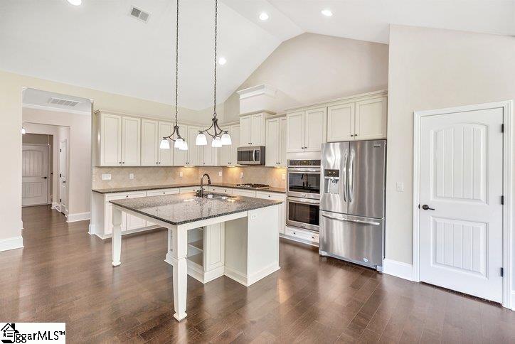 22 Vineyard Way Property Photo 13
