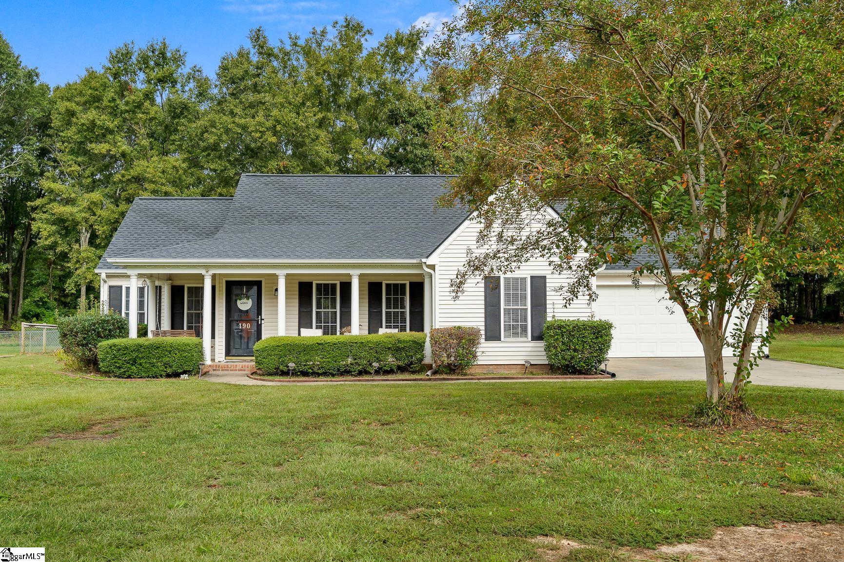 190 Rock Moss Drive Property Photo 3