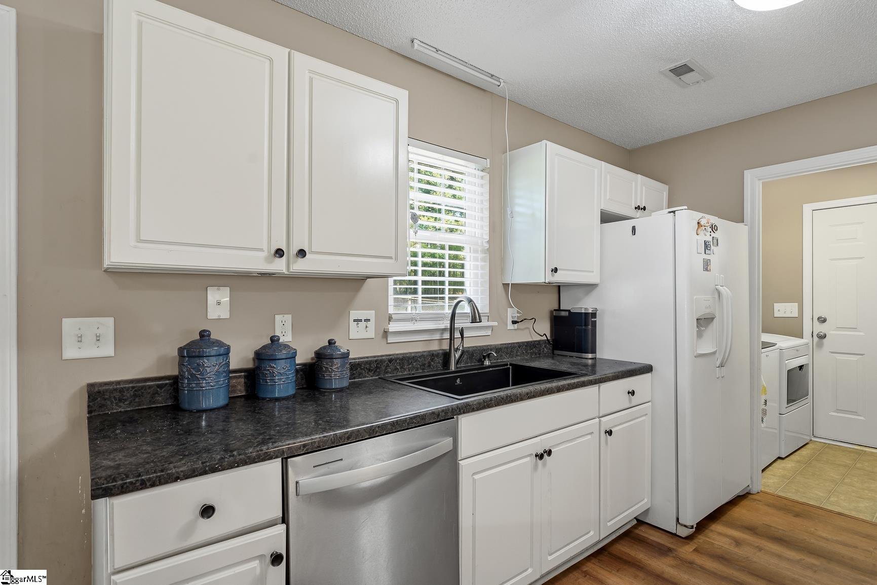 190 Rock Moss Drive Property Photo 15