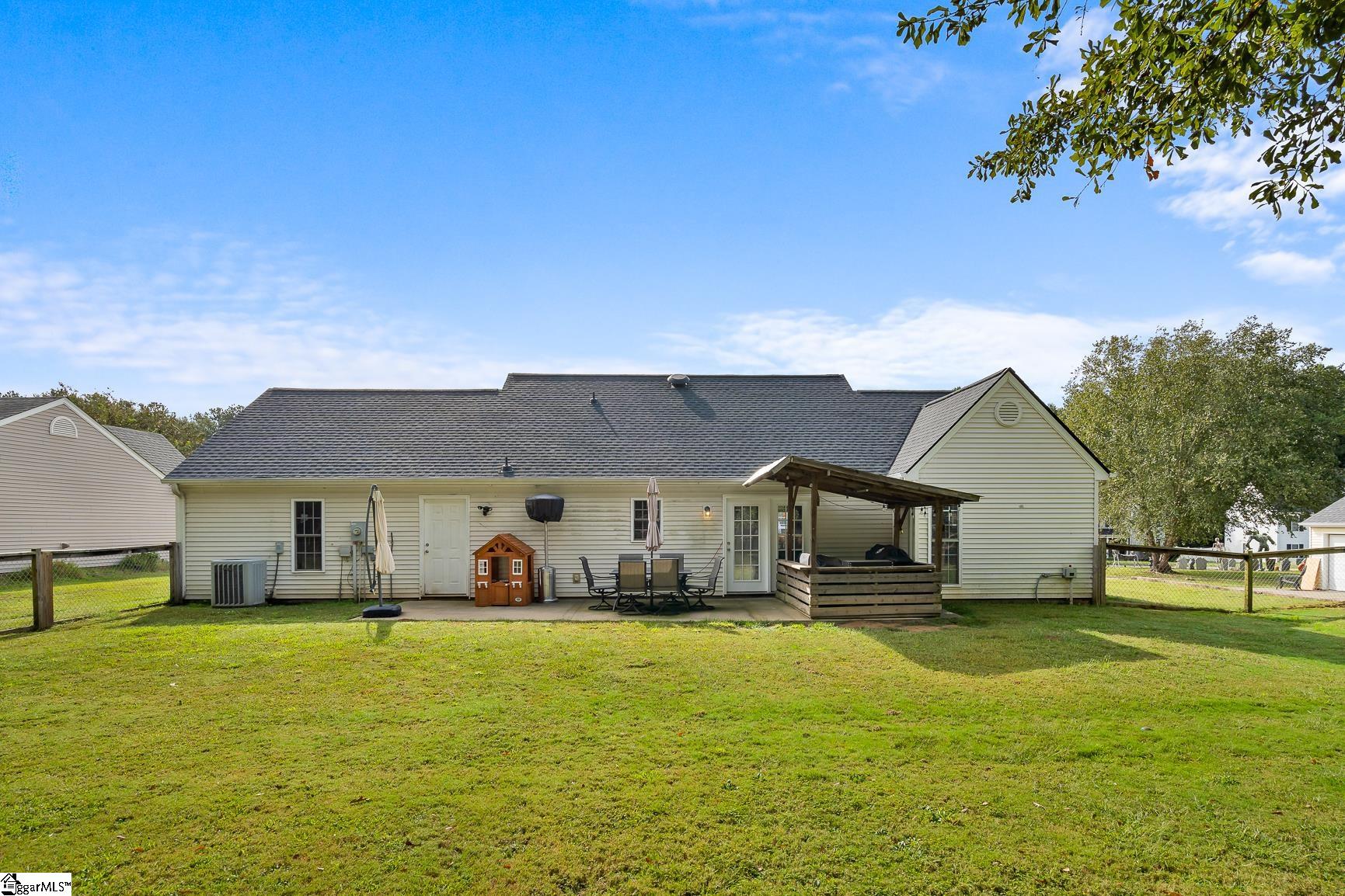 190 Rock Moss Drive Property Photo 33