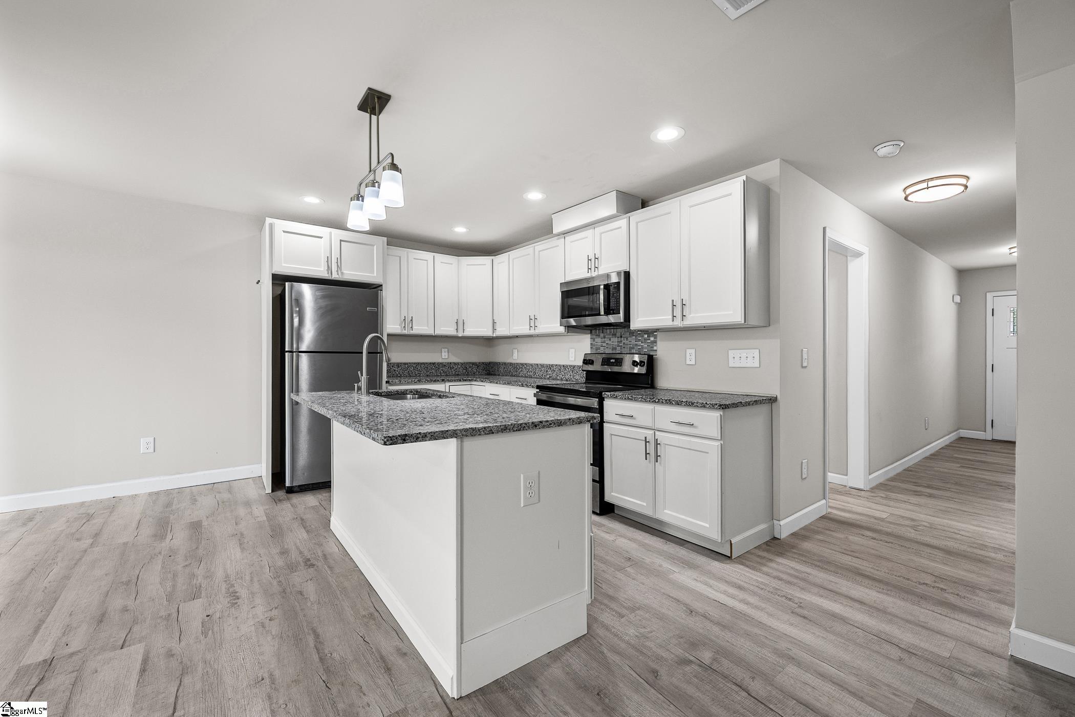 445 & 447 Burns Road Property Photo 10