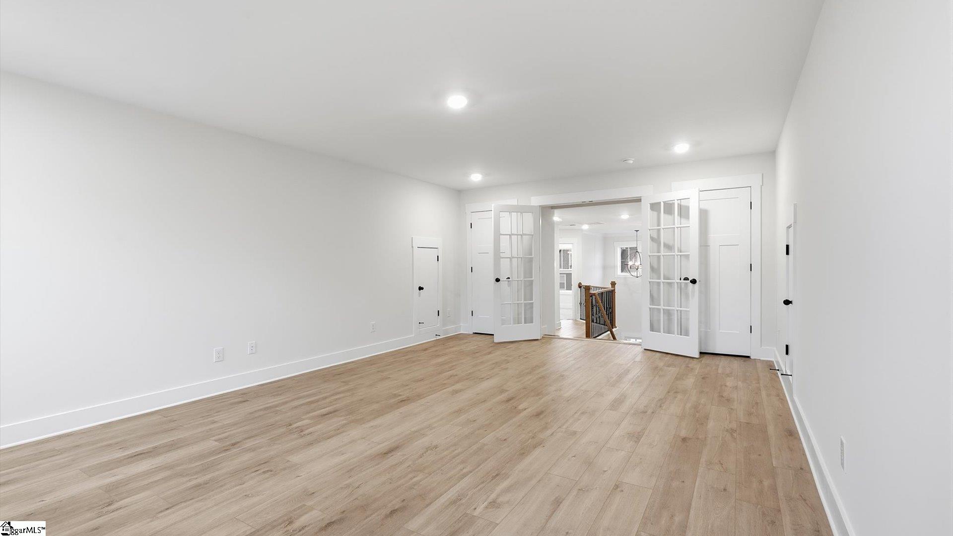 904 Tibetan Street Property Photo 23