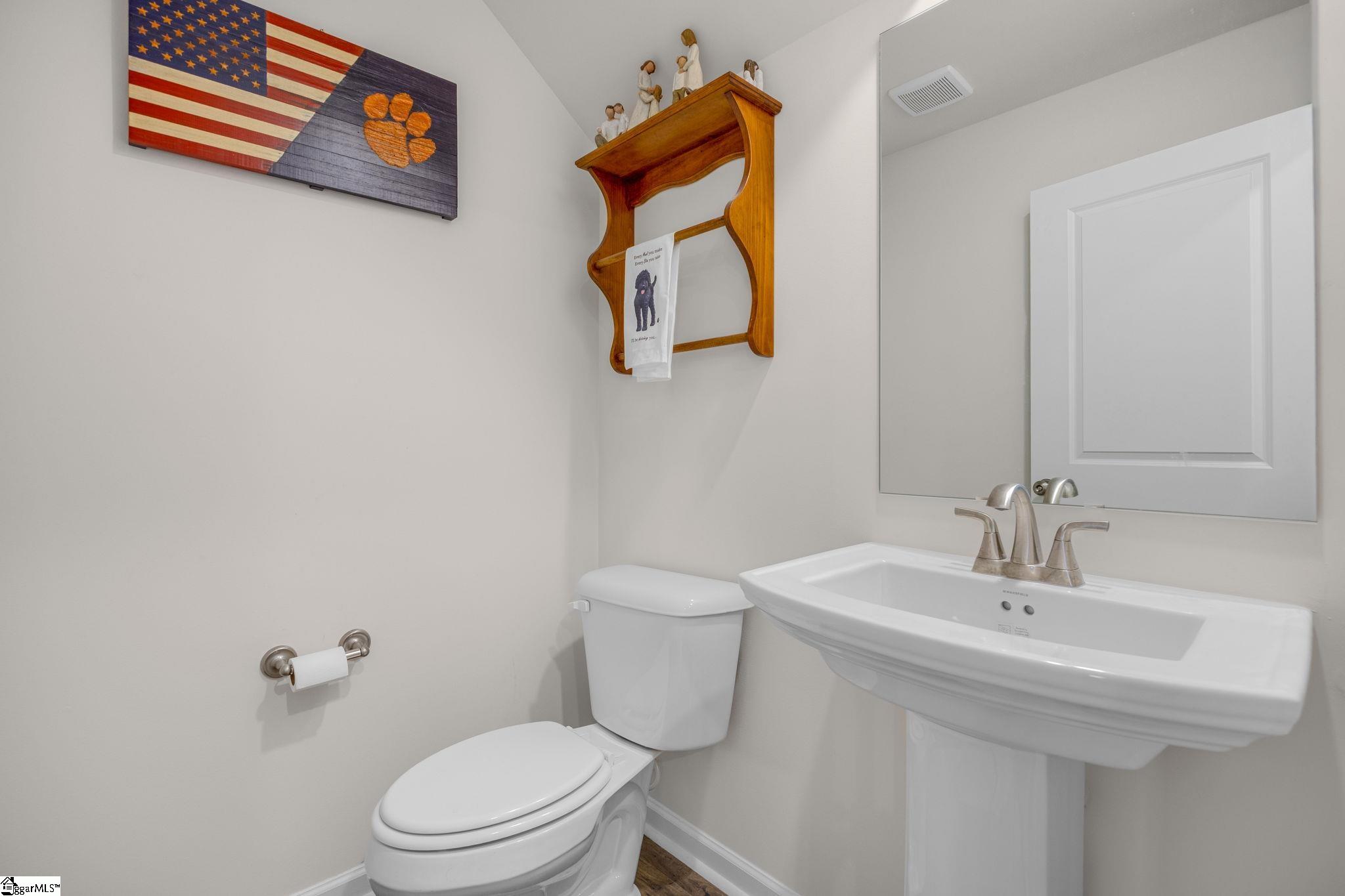 219 Stonyway Lane Property Photo 6