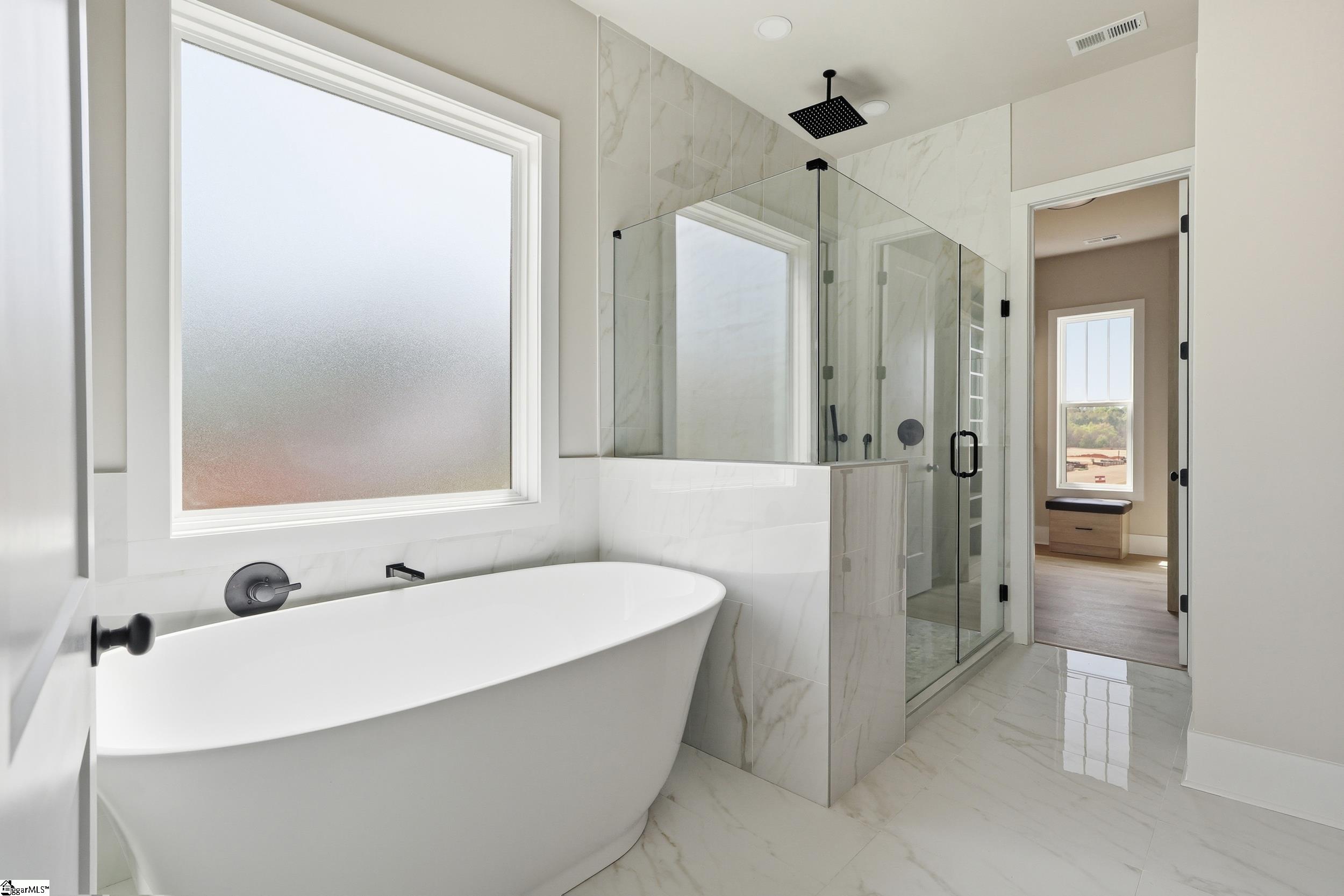 4004 Hollybank Drive Property Photo 16