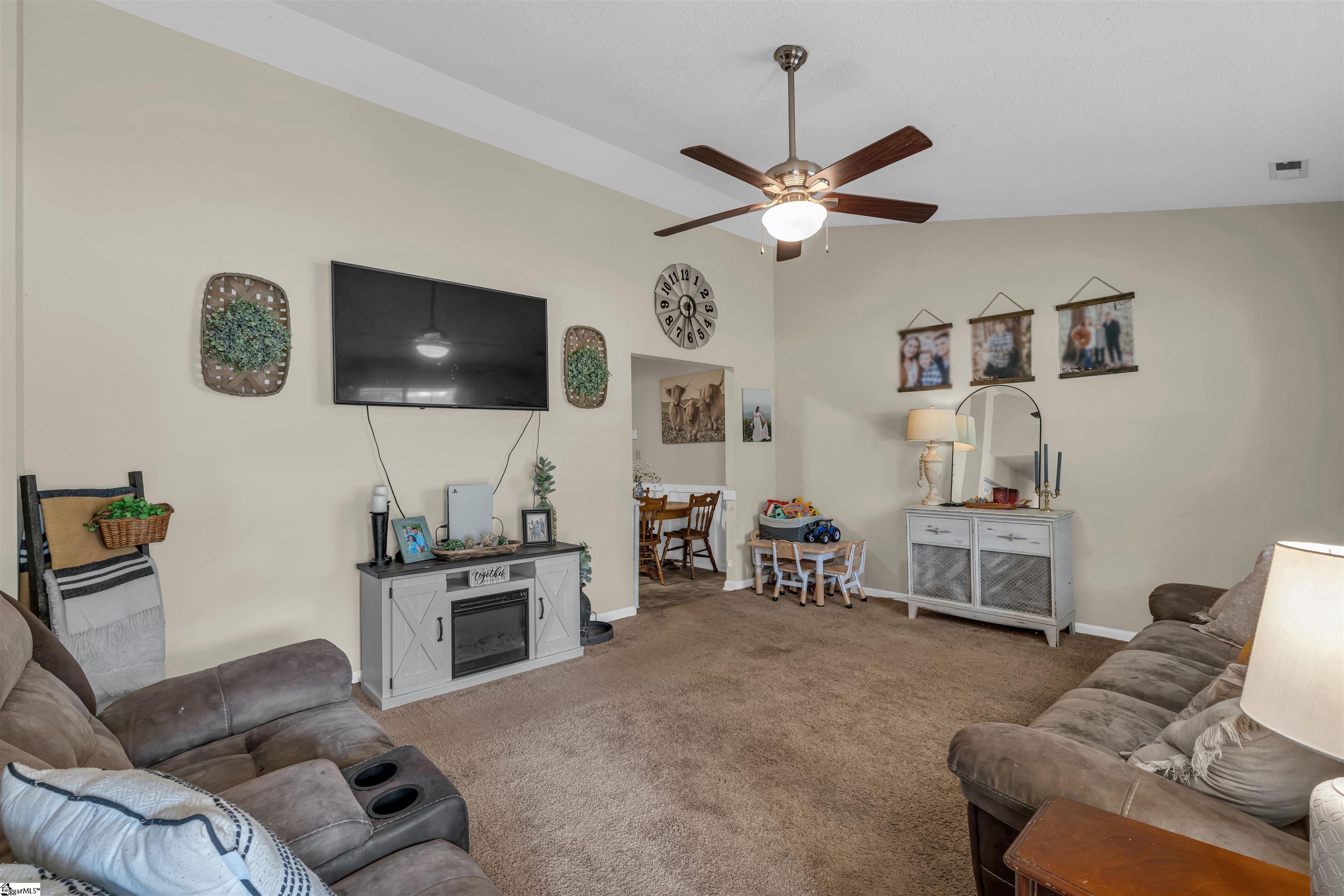163 Old Petrie Road Property Photo 4