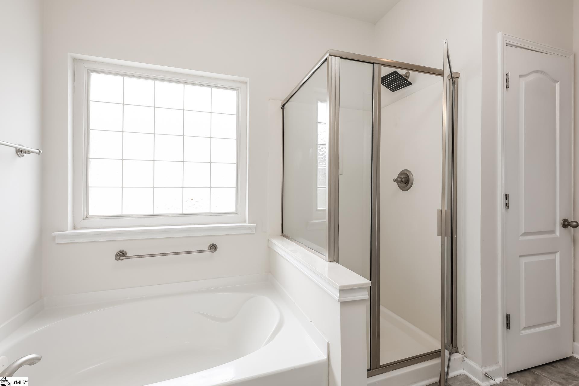 109 Pine Walk Drive Property Photo 14