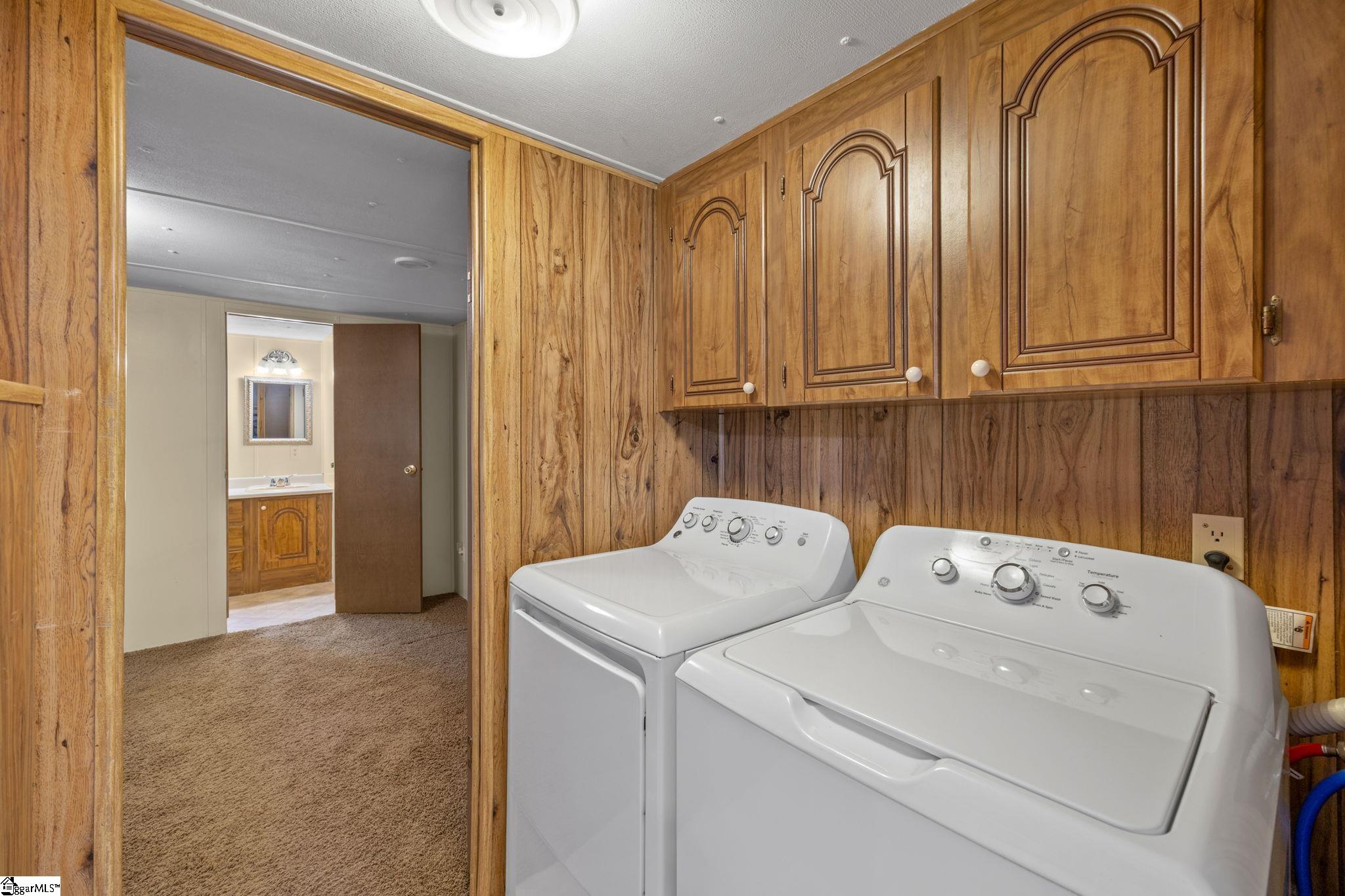 1619 Davis Creek Road Property Photo 8