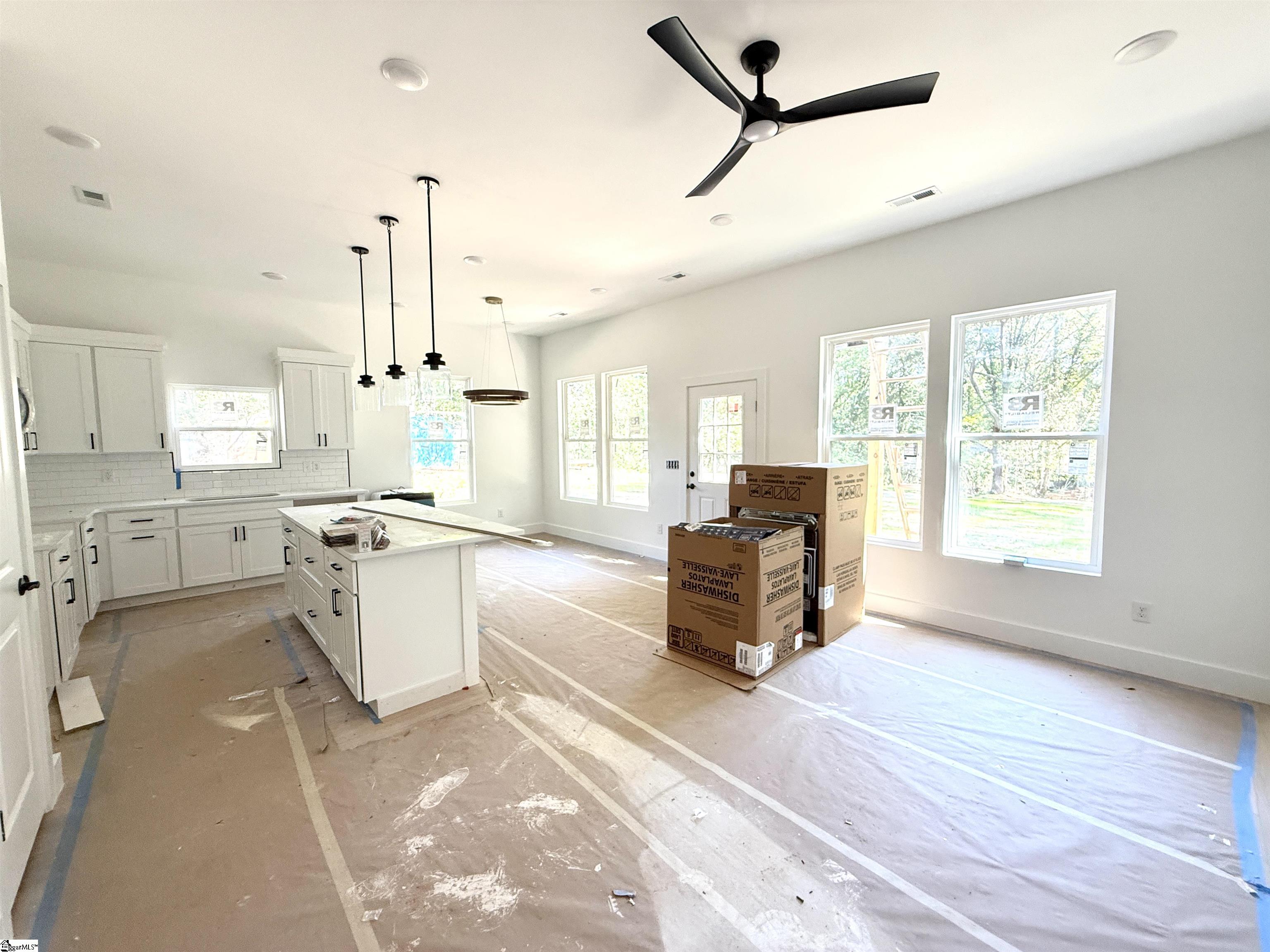 735 Beaumont Avenue Property Photo 2