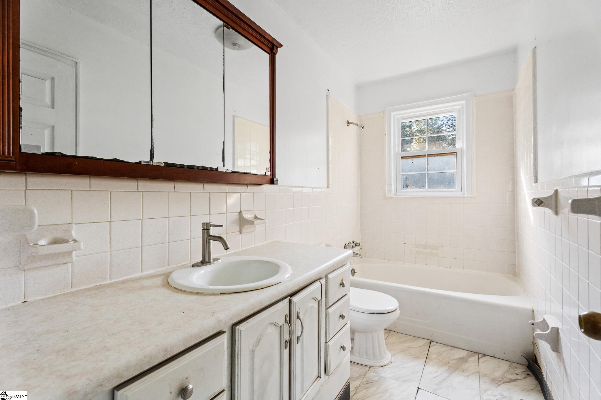 714 Evelyn Drive Property Photo 12