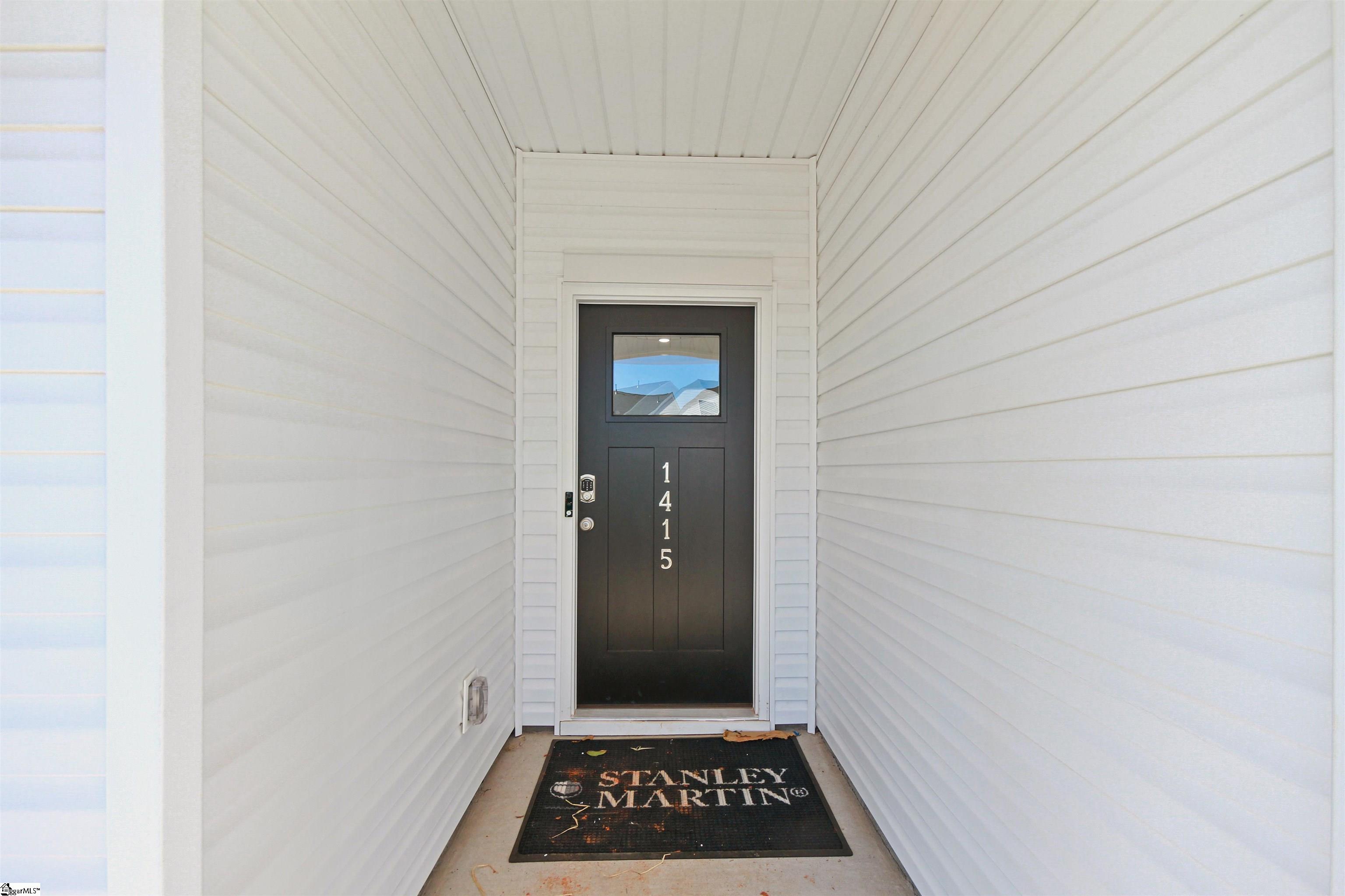 1209 Red Delicious Drive Property Photo 2