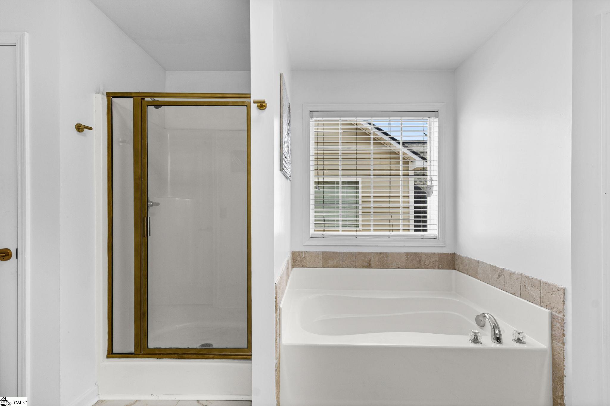 105 Ashington Drive Property Photo 30