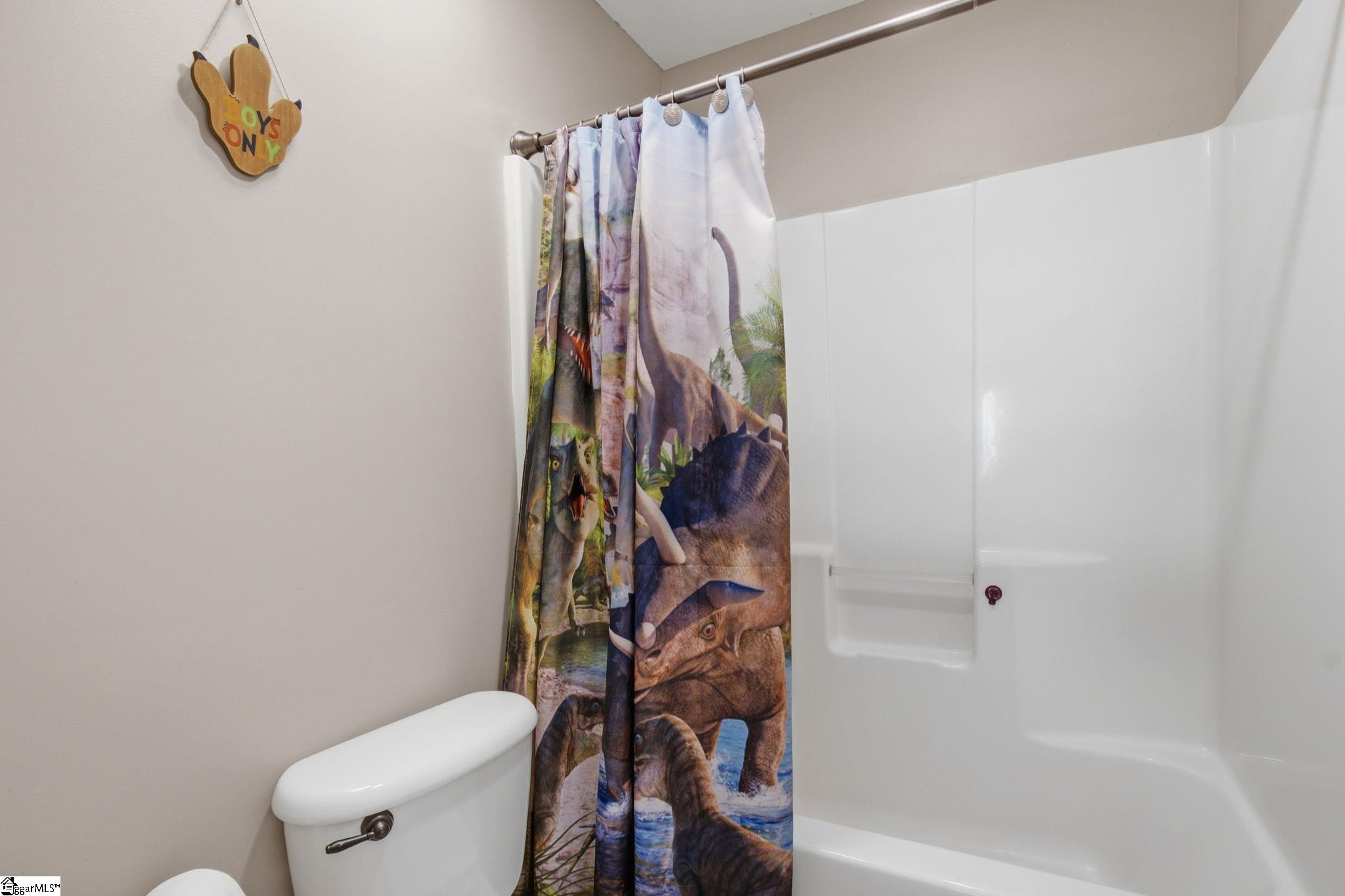 105 Ashington Drive Property Photo 36
