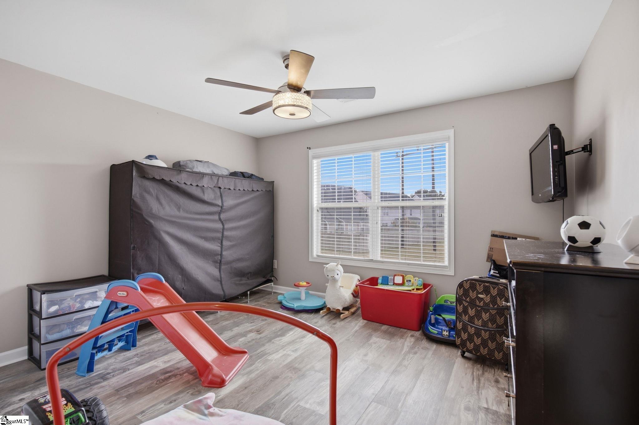 105 Ashington Drive Property Photo 37