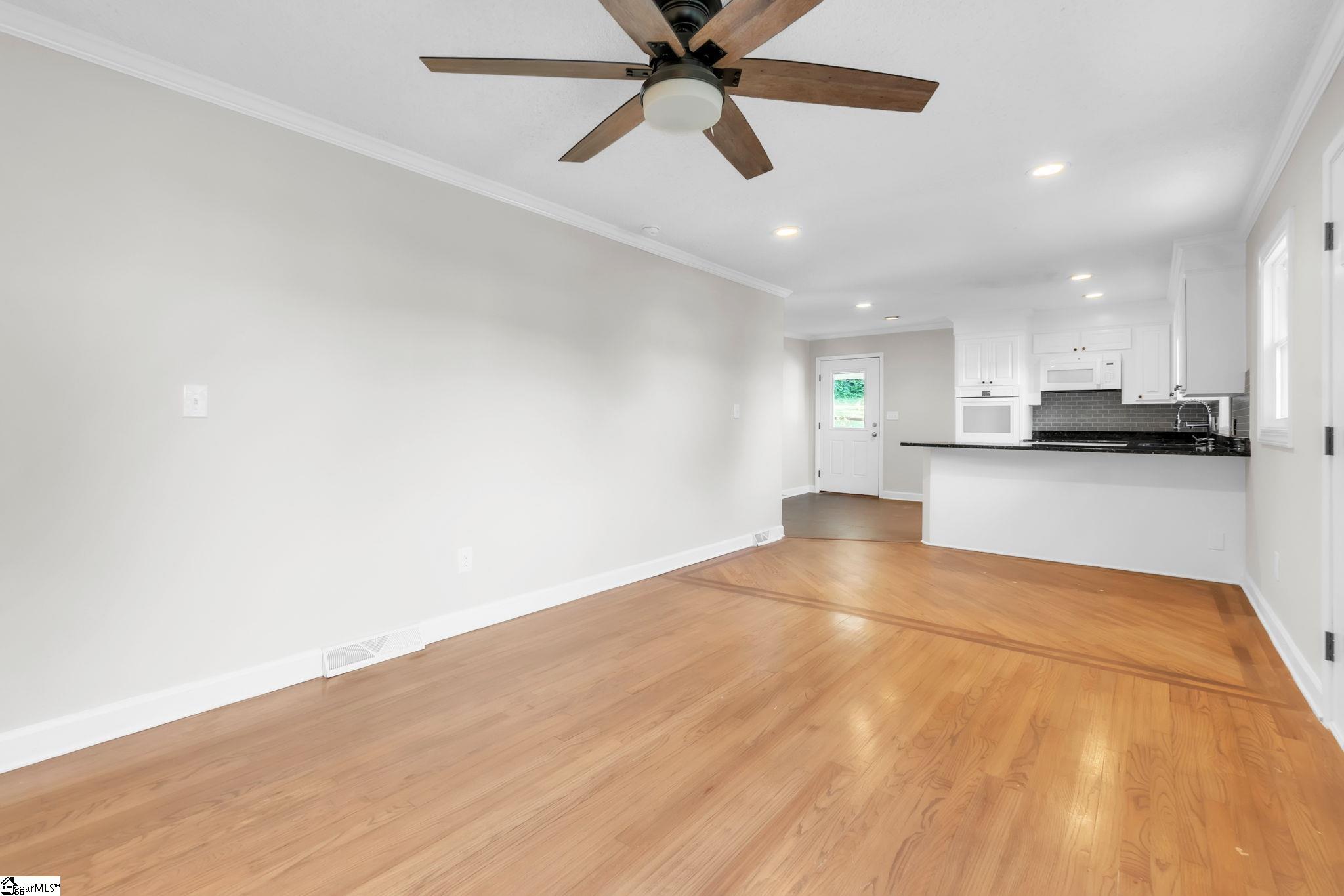 116 Valley Drive Property Photo 7