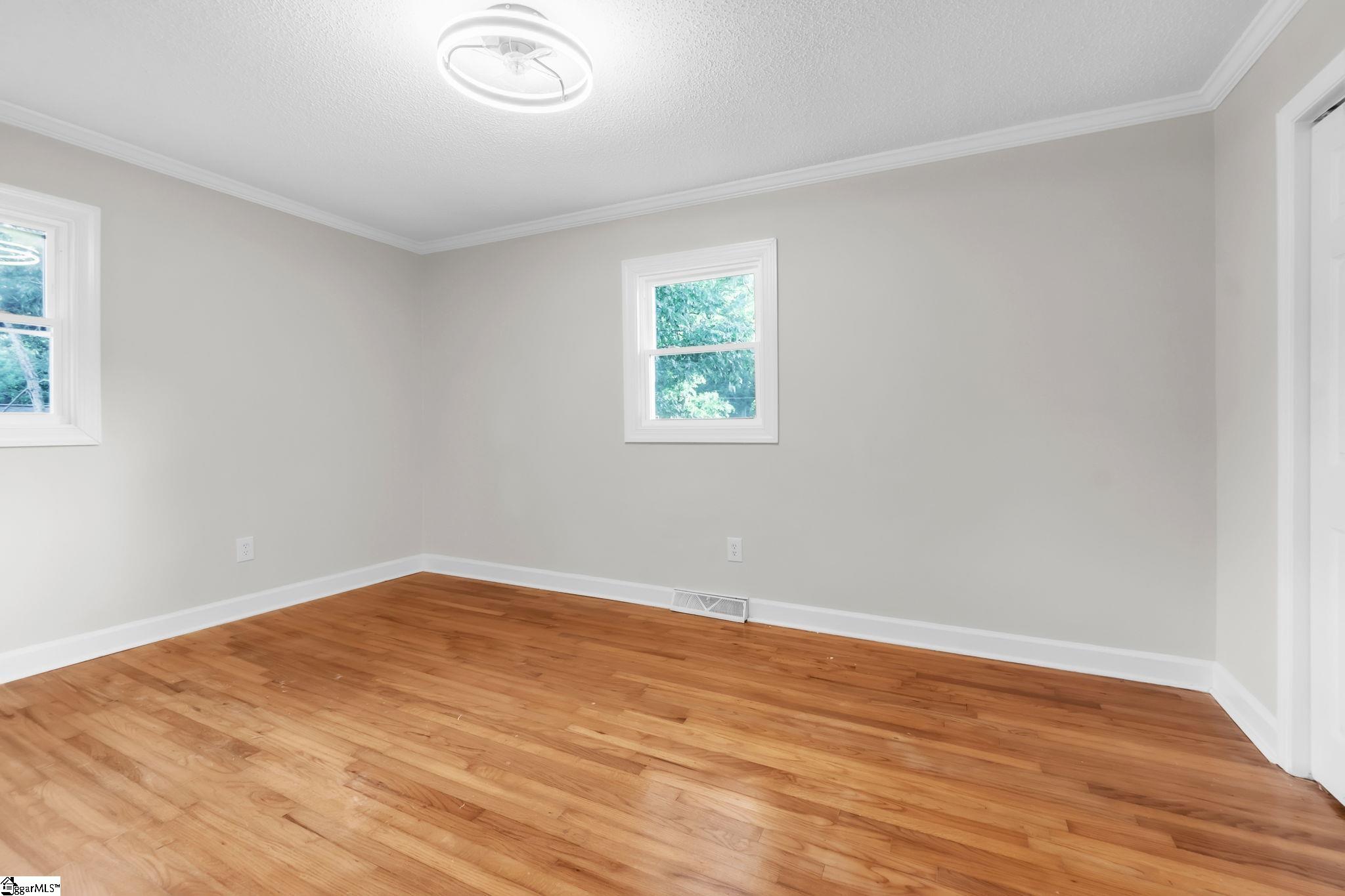 116 Valley Drive Property Photo 11