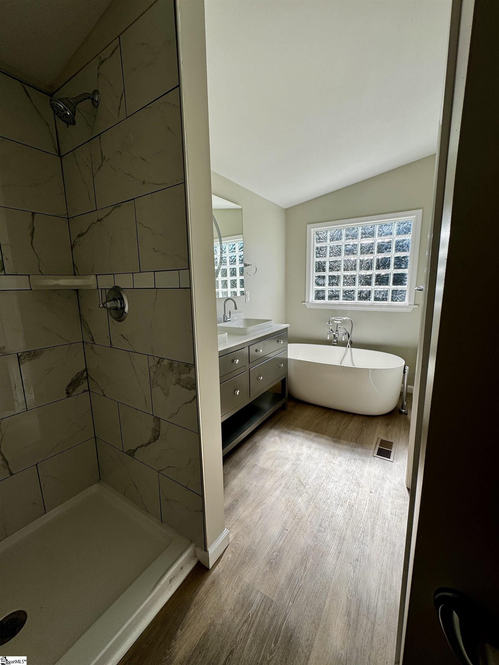 710 E Victor Hill Road Property Photo 18