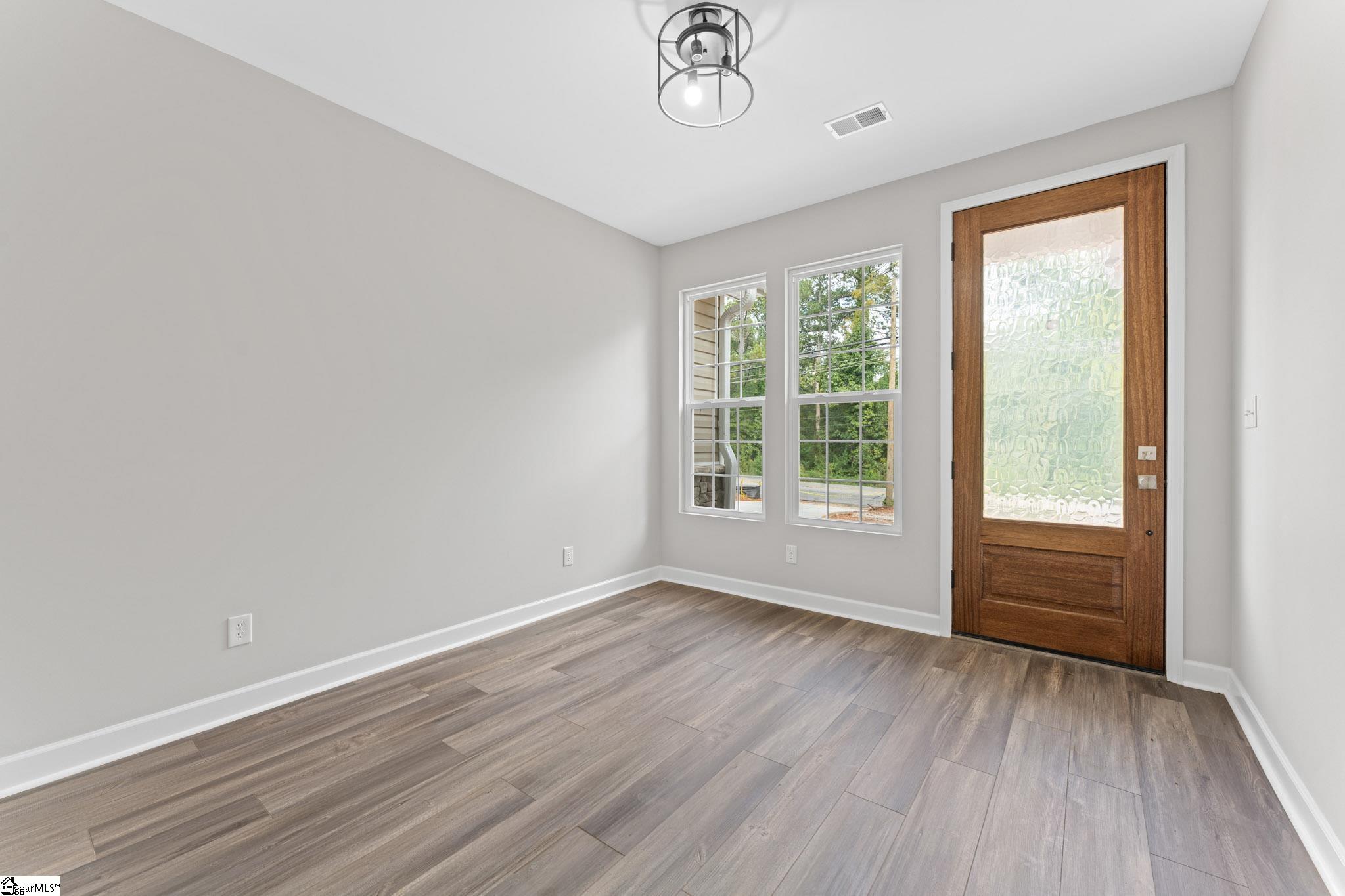 1003 Grace Street Property Photo 4