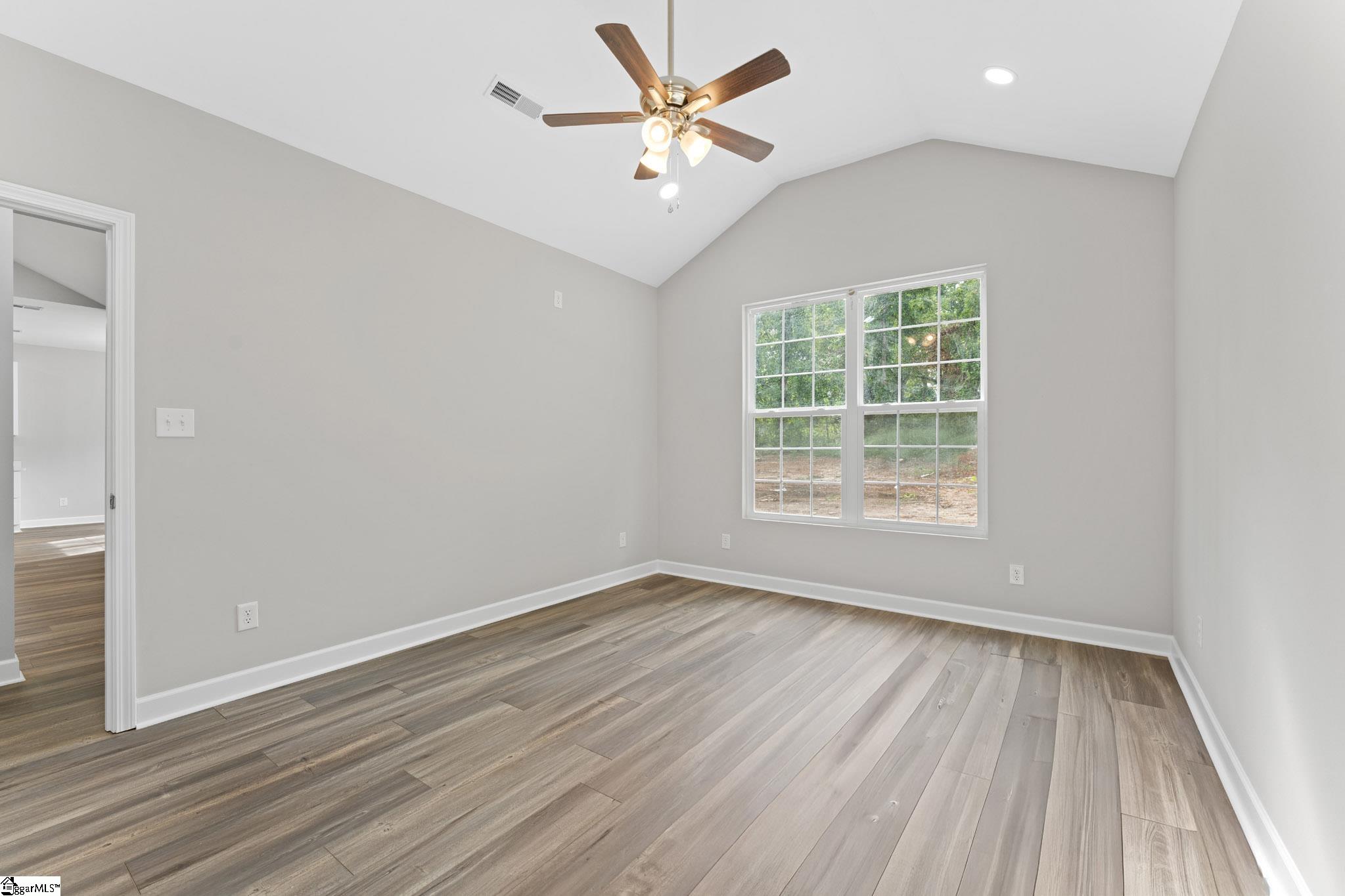1003 Grace Street Property Photo 30