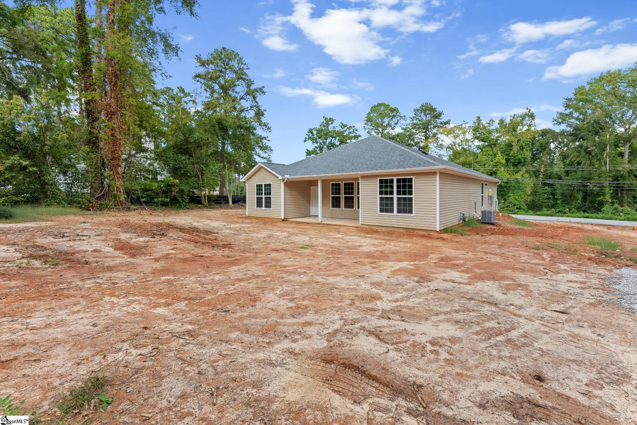 1003 Grace Street Property Photo 40