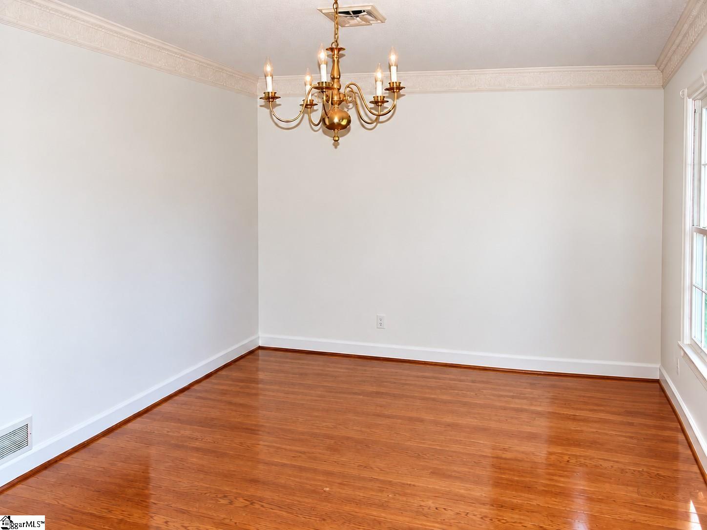 2068 Washington Road Property Photo 2