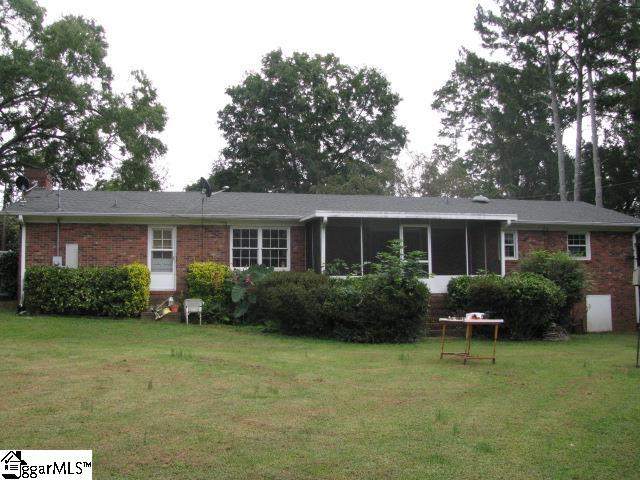 2068 Washington Road Property Photo 5