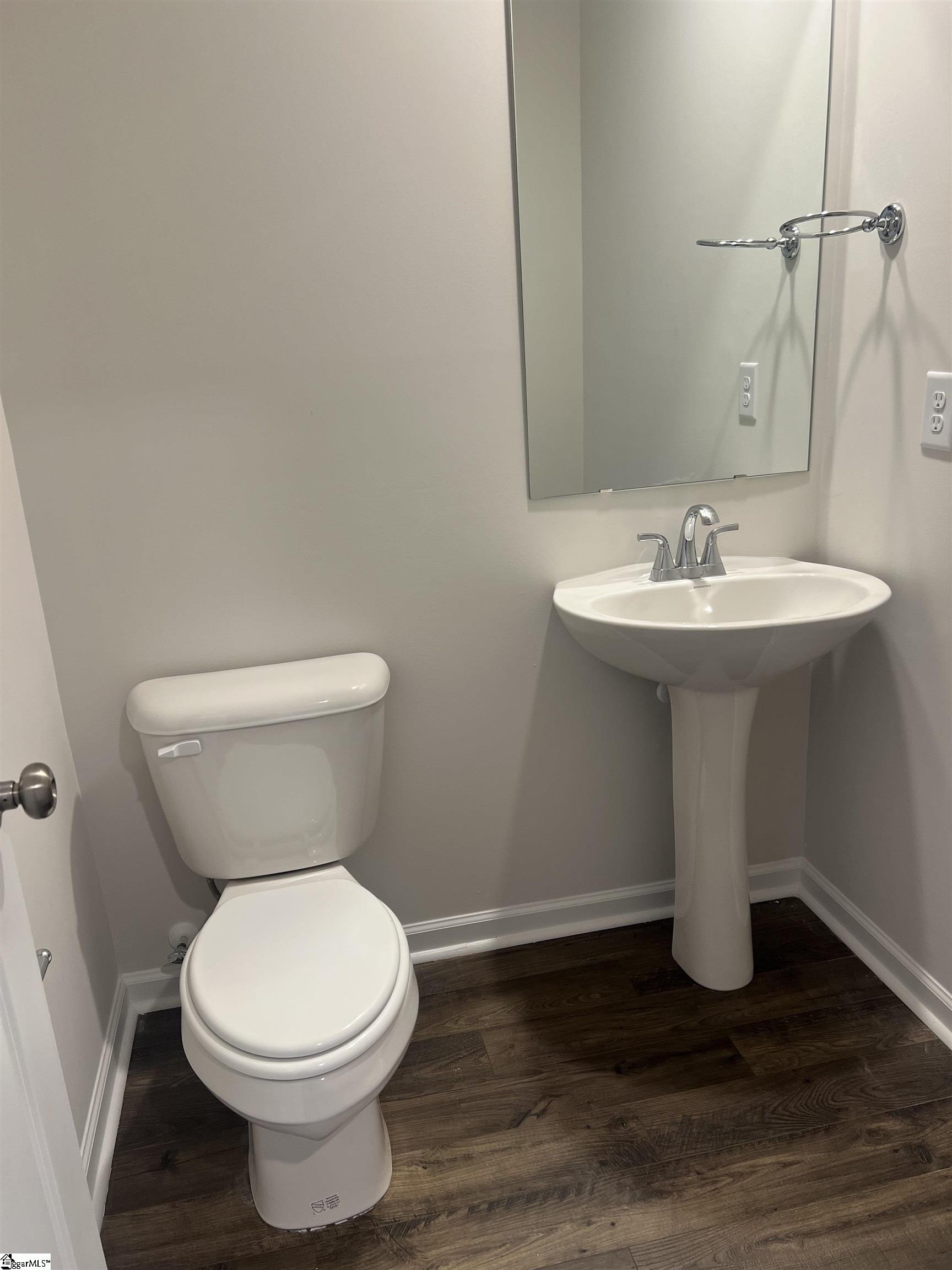 347 Stonyway Lane Property Photo 10
