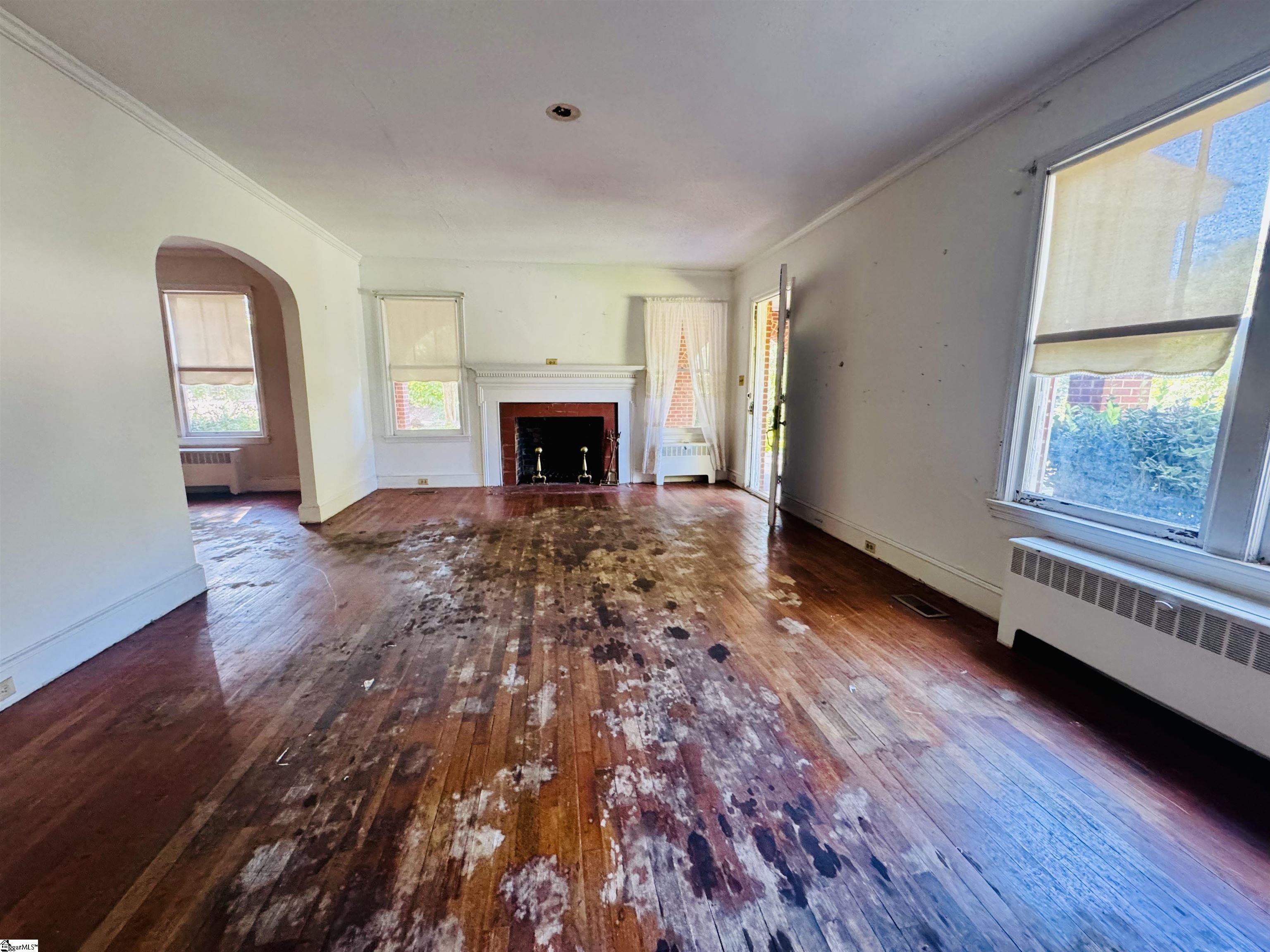 302 Chestnut Street Property Photo 6