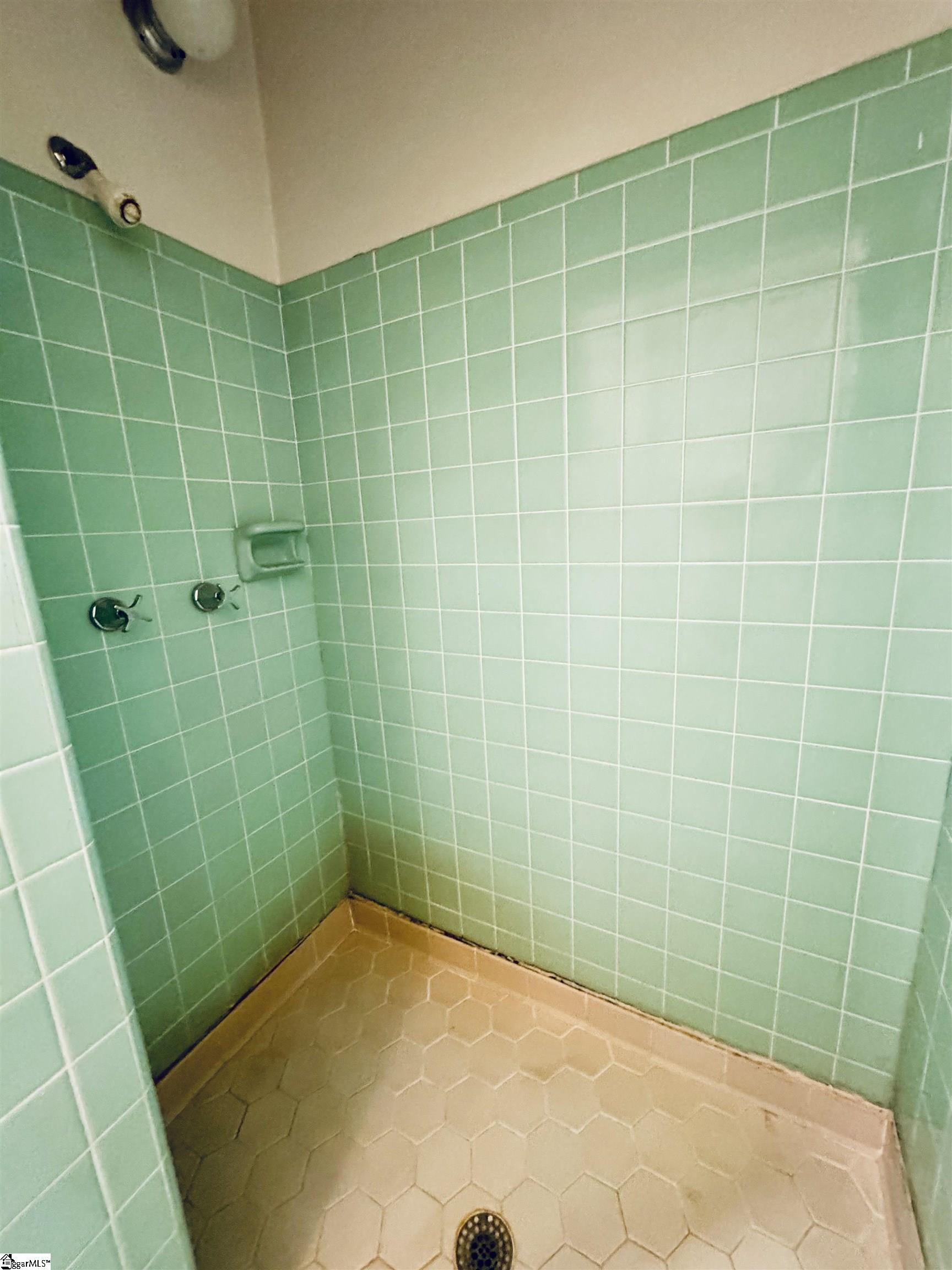 302 Chestnut Street Property Photo 25