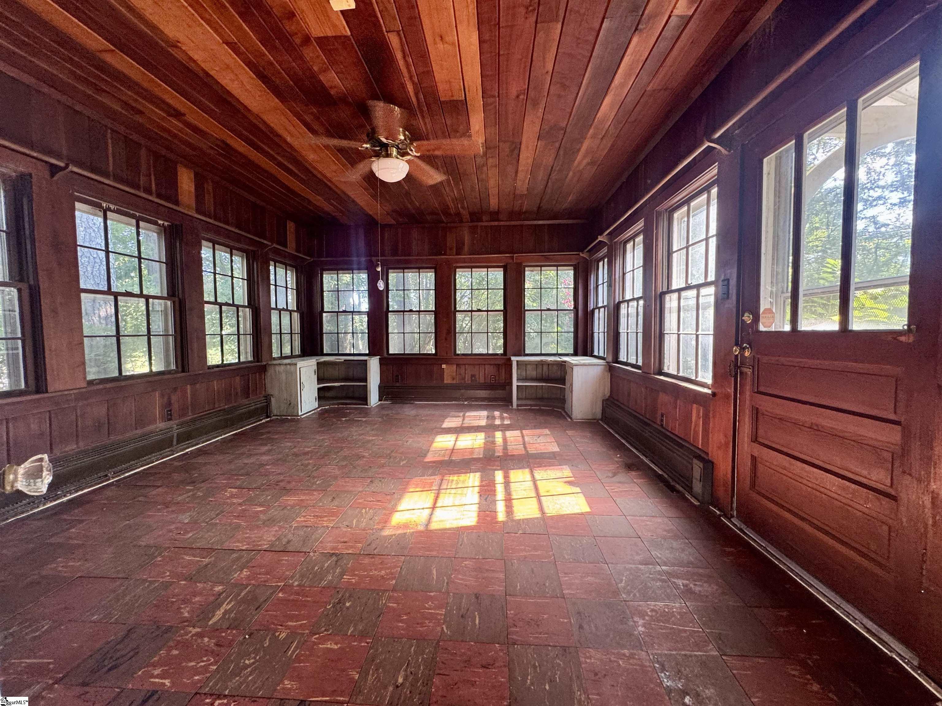 302 Chestnut Street Property Photo 29