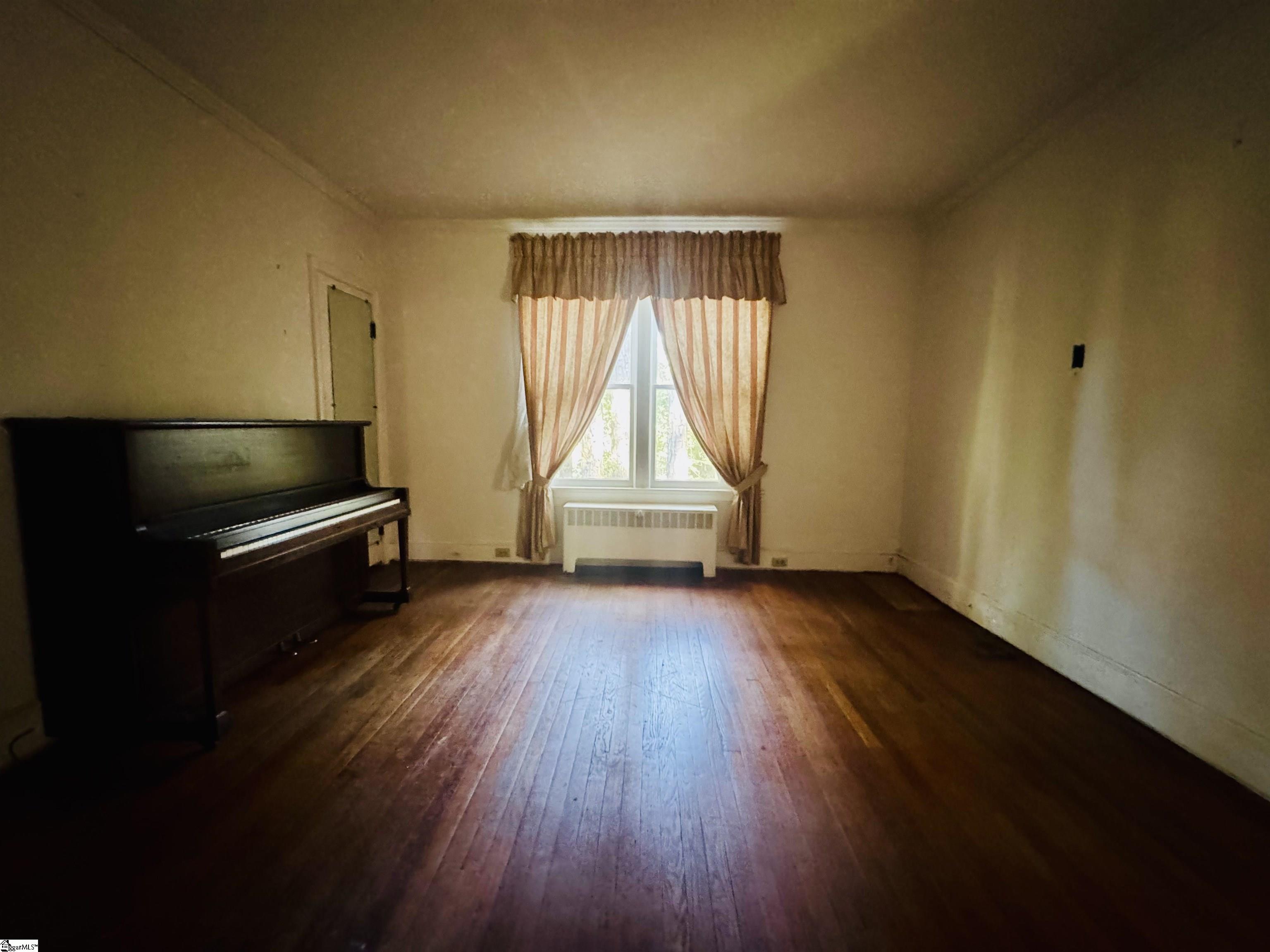 302 Chestnut Street Property Photo 31