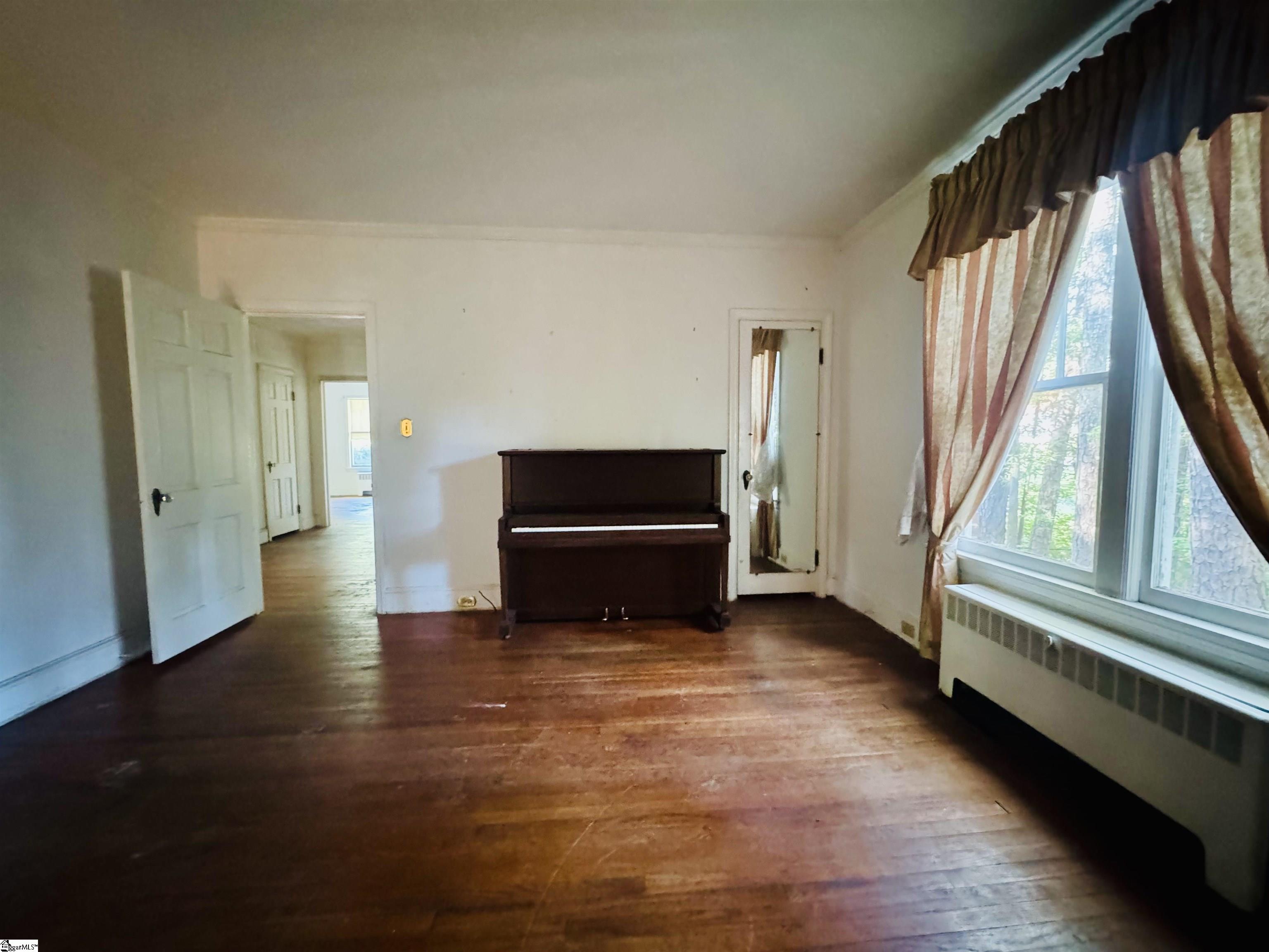 302 Chestnut Street Property Photo 32