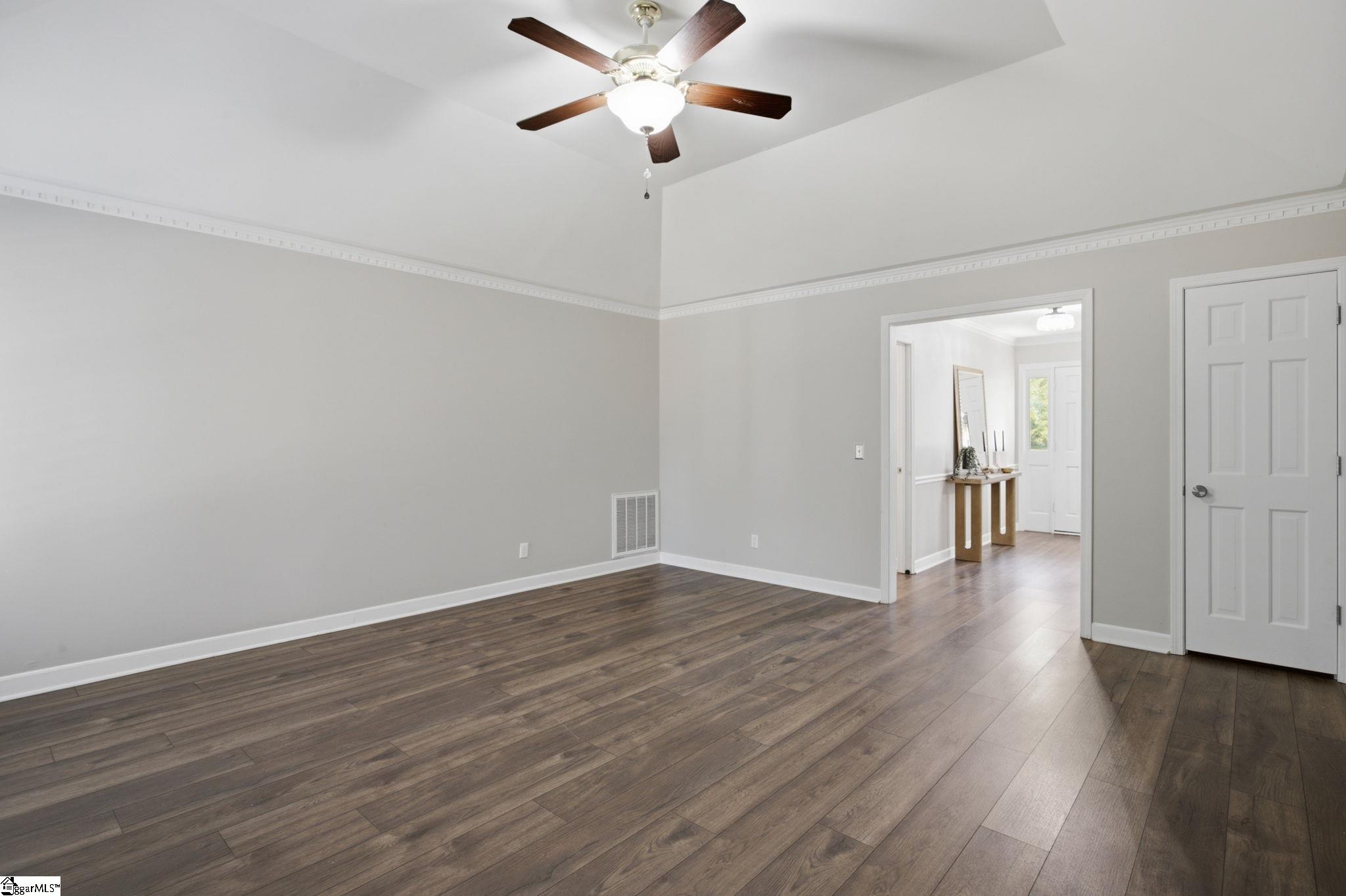 107 E Tugaloo Court Property Photo 21