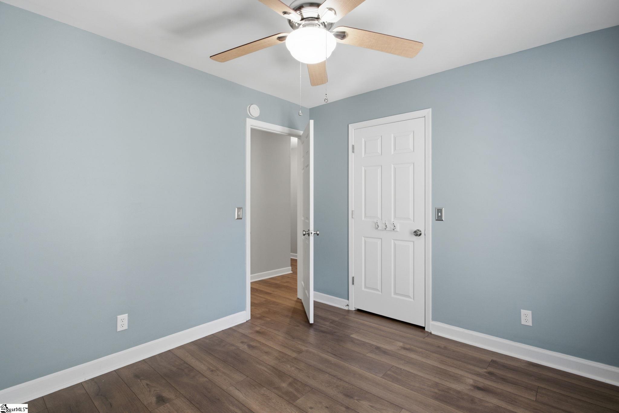 107 E Tugaloo Court Property Photo 25