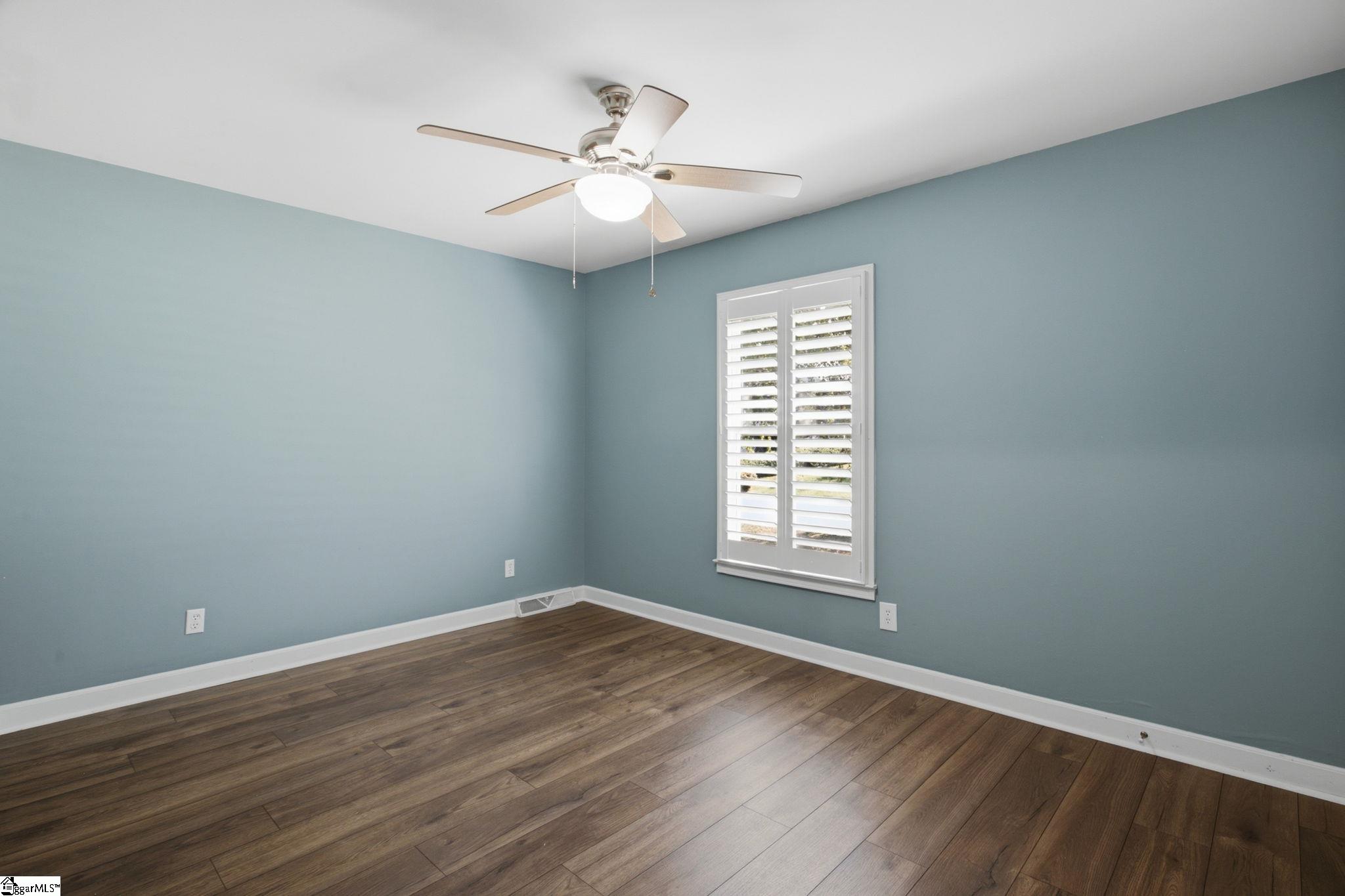 107 E Tugaloo Court Property Photo 26
