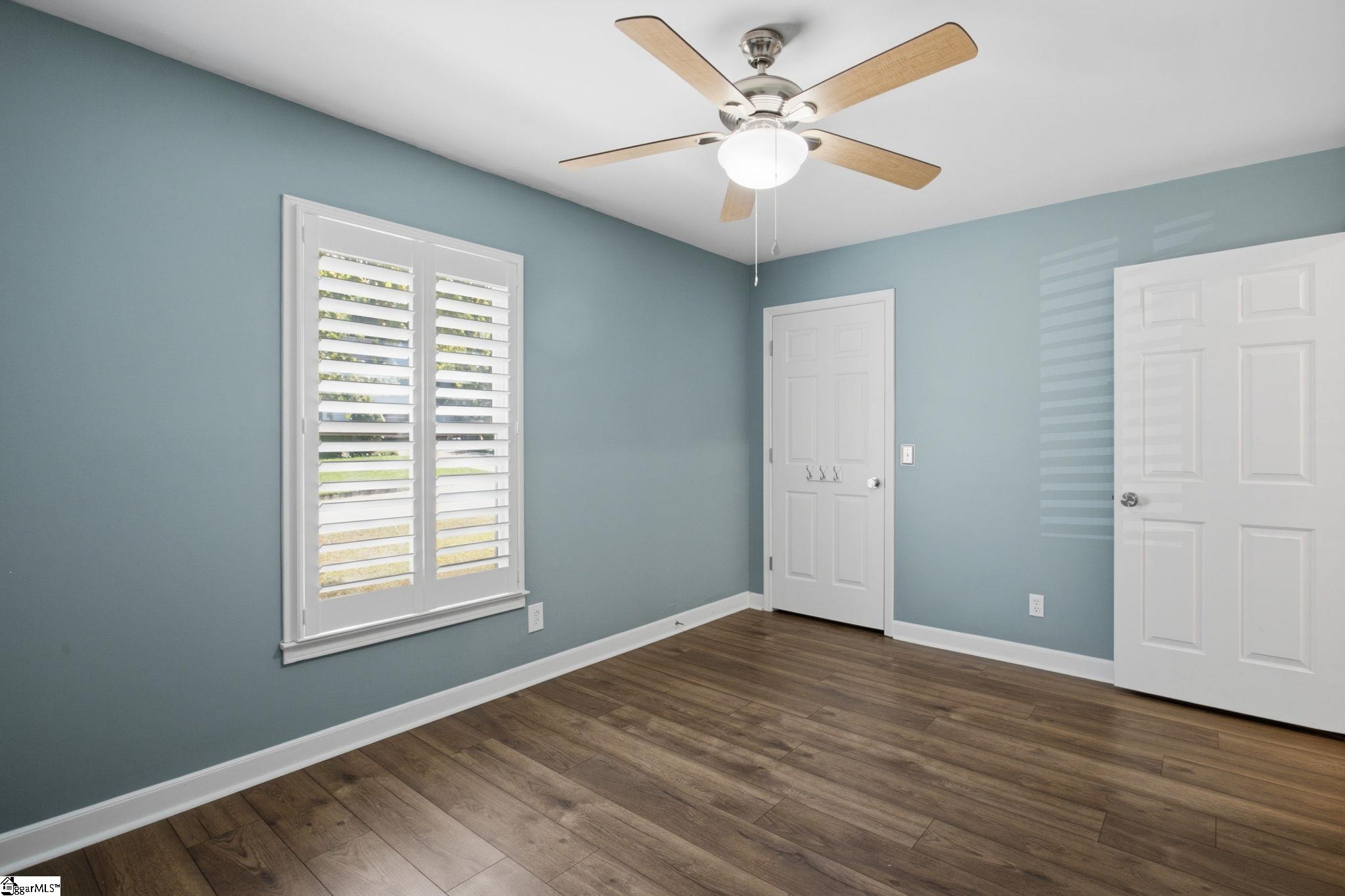 107 E Tugaloo Court Property Photo 28