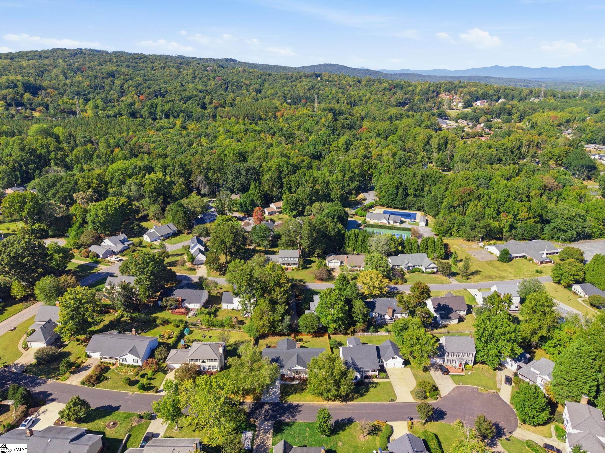 107 E Tugaloo Court Property Photo 47