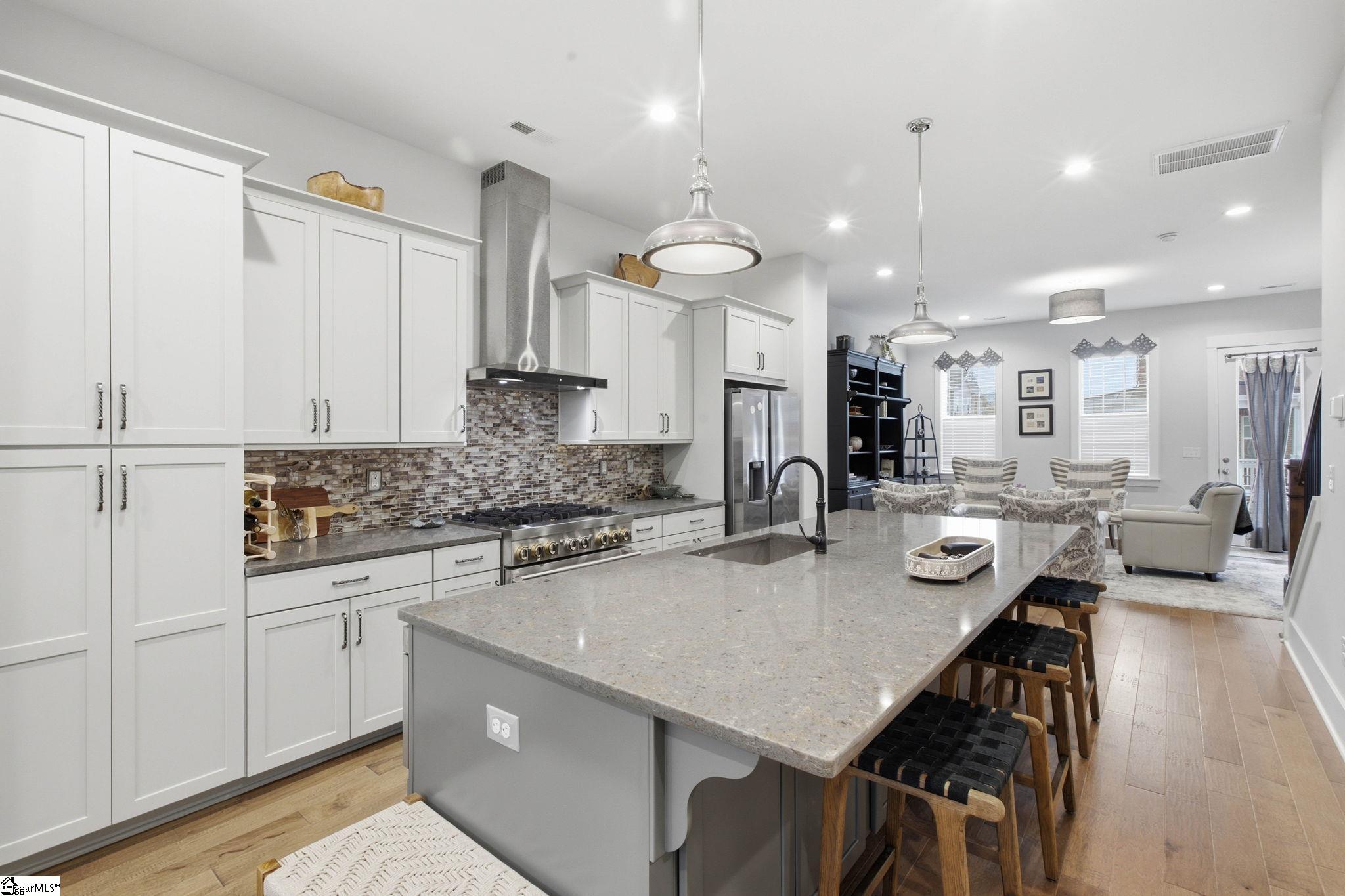 17 Whitner Street Property Photo 15