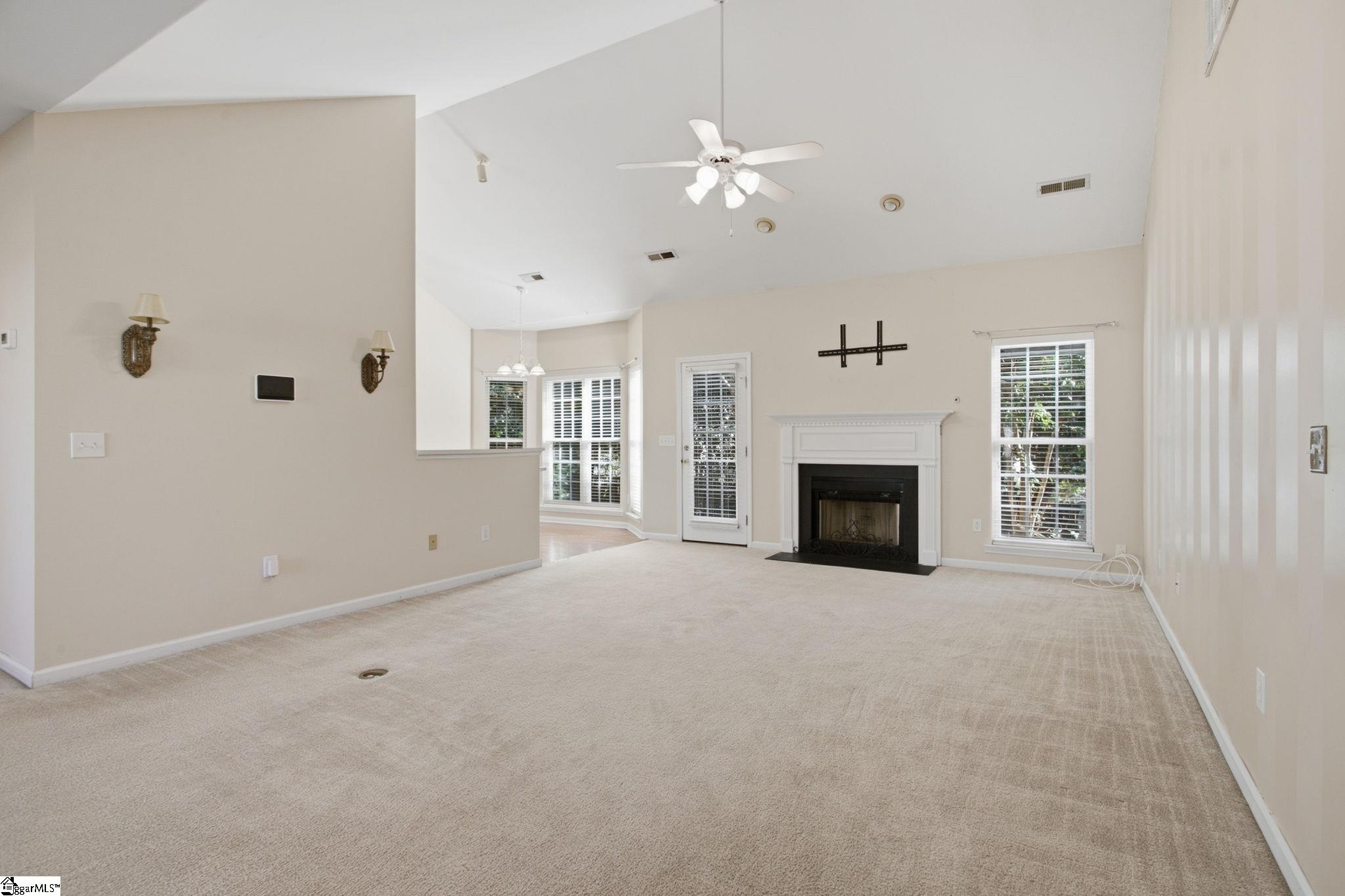 10 Coachwhip Court Property Photo 3