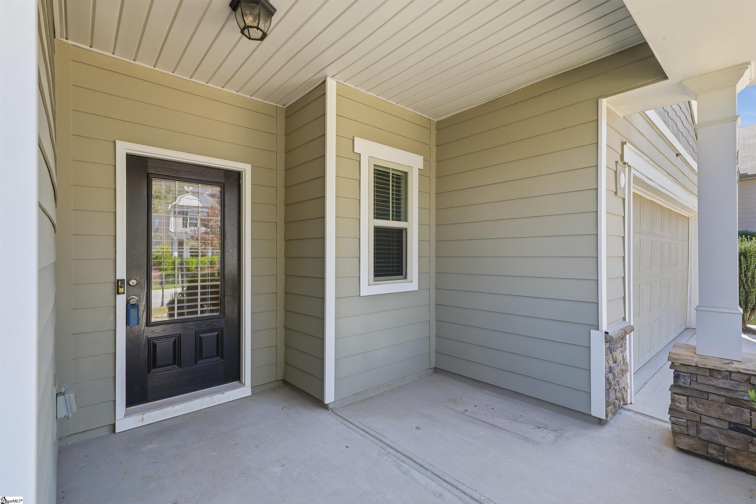 46 Grand River Lane Property Photo 2