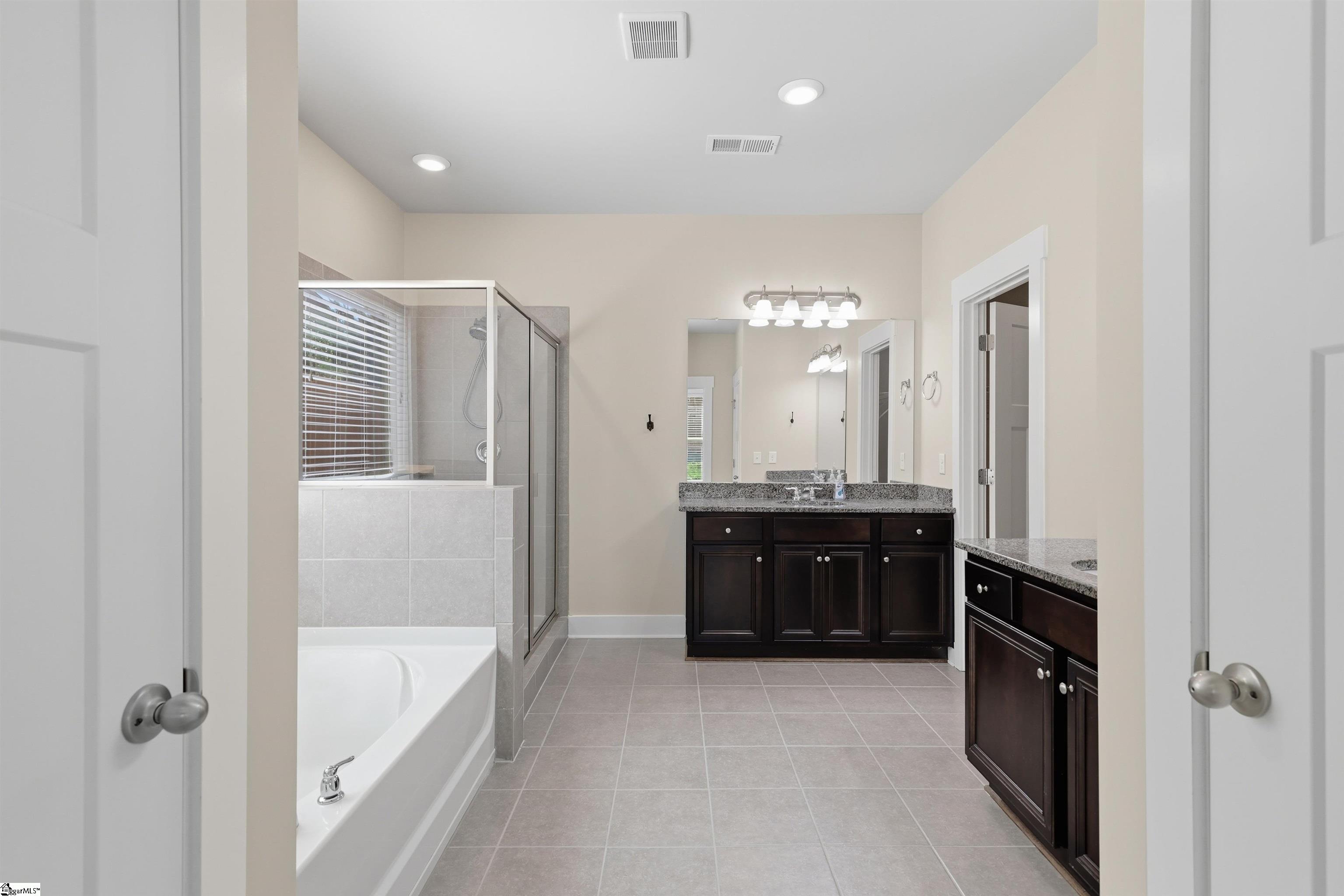 46 Grand River Lane Property Photo 17