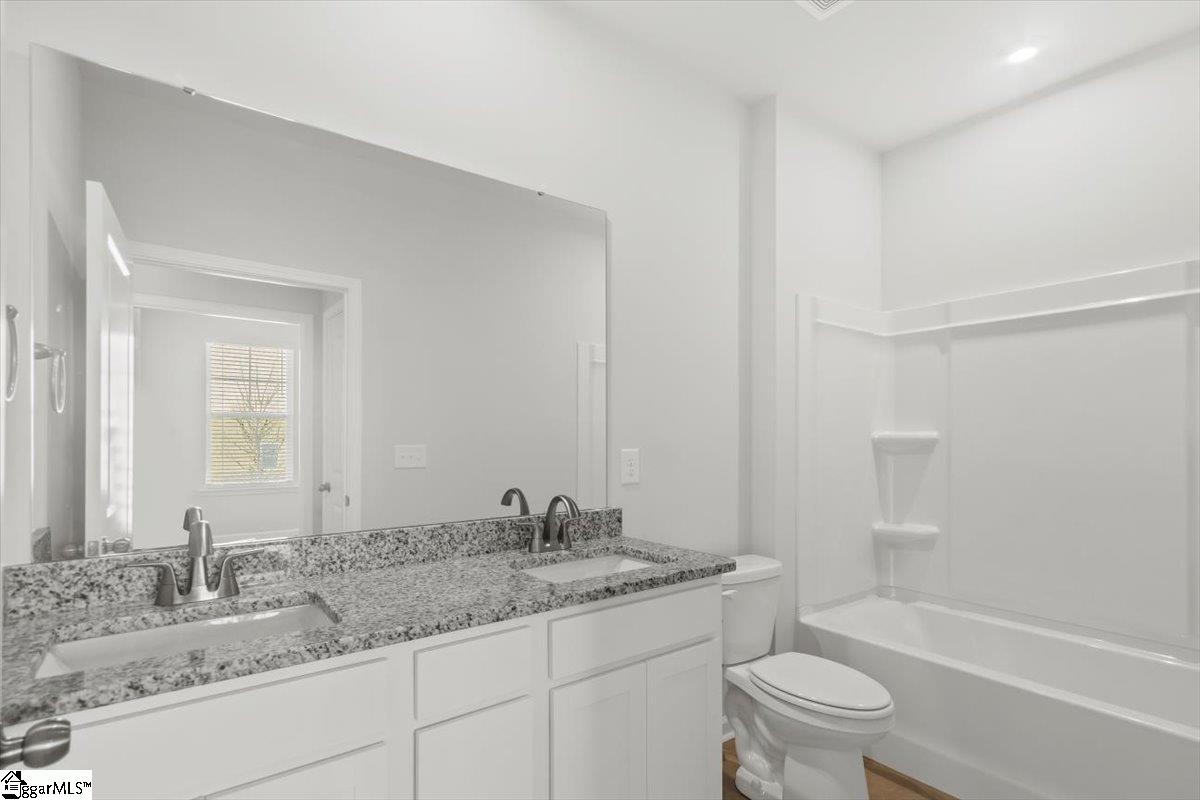 1229 Red Delicious Drive Property Photo 3